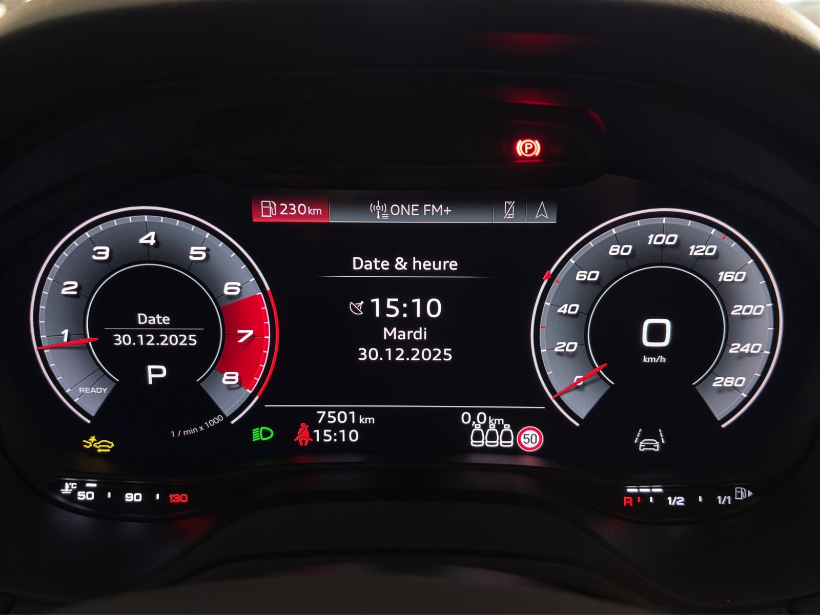 AUDI Q2 40 TFSI S line Attr qu-image-13