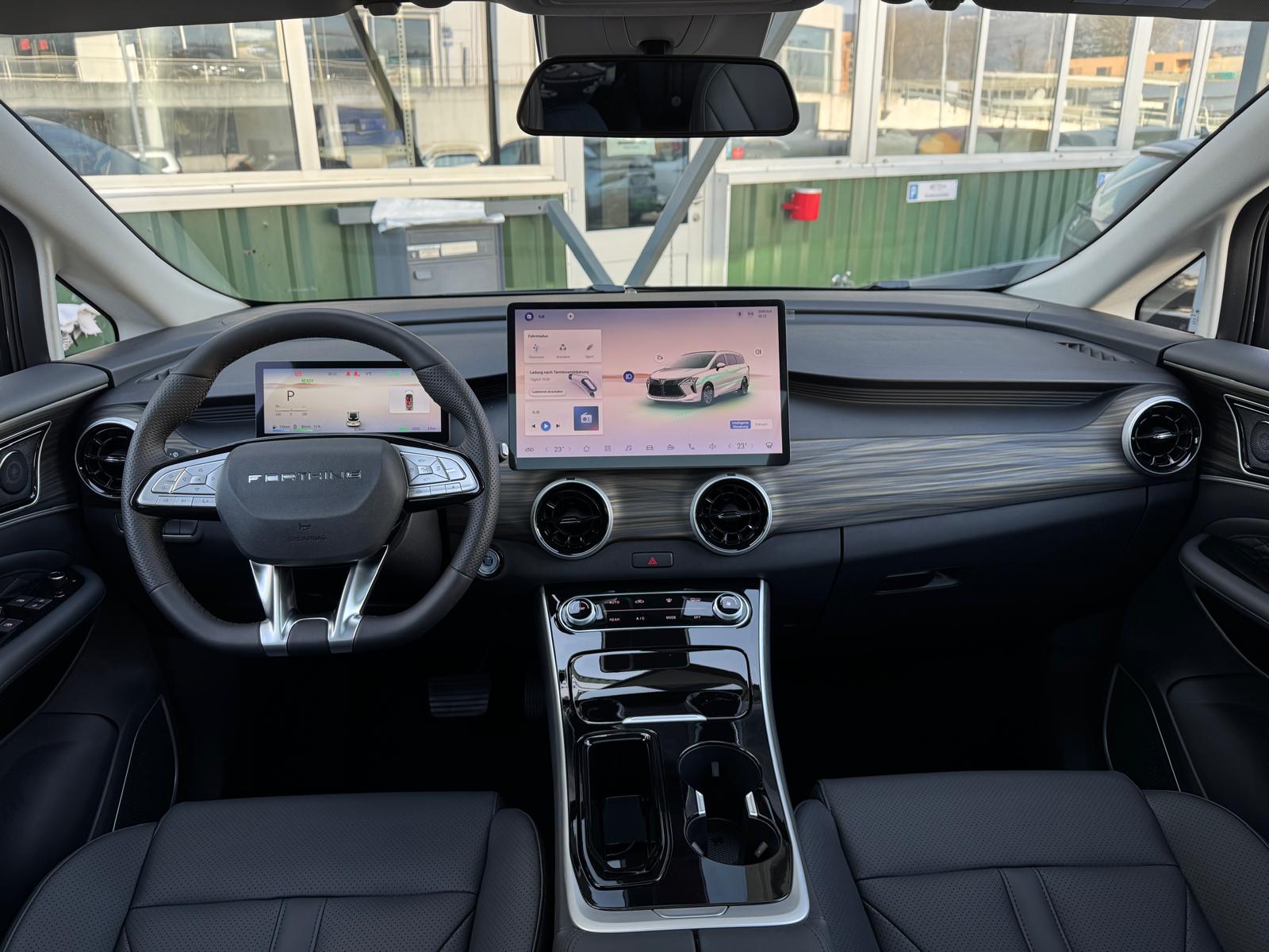FORTHING 4 U-Tour 1.5 Turbo PHEV-image-12