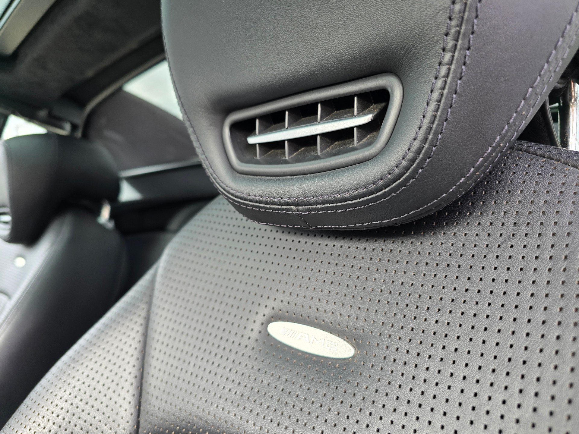 MERCEDES-BENZ SL 63 AMG Speedshift MCT-image-10