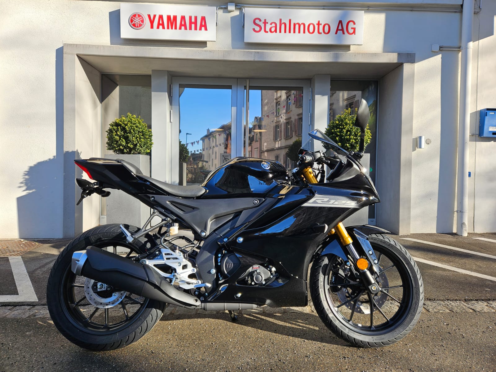 YAMAHA YZF-R 125 ABS