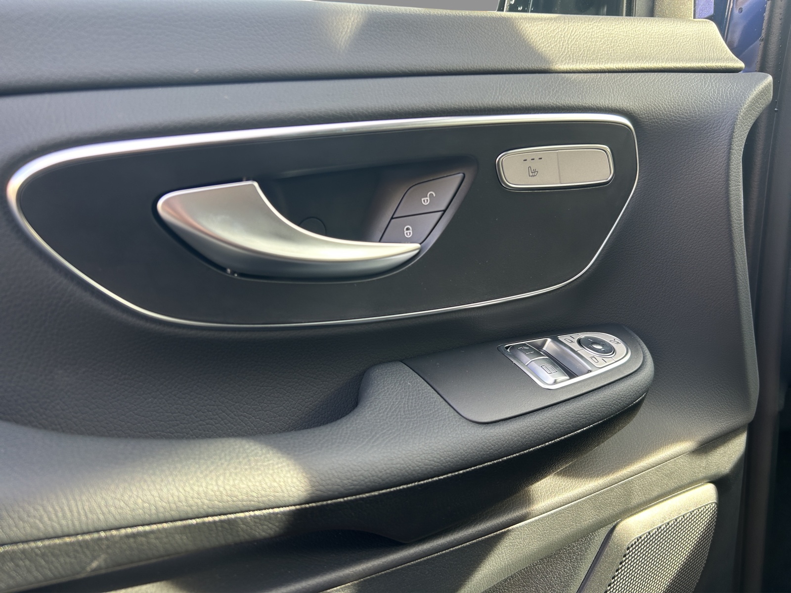 MERCEDES-BENZ V 250 d lang Style 9G-Tronic-image-12