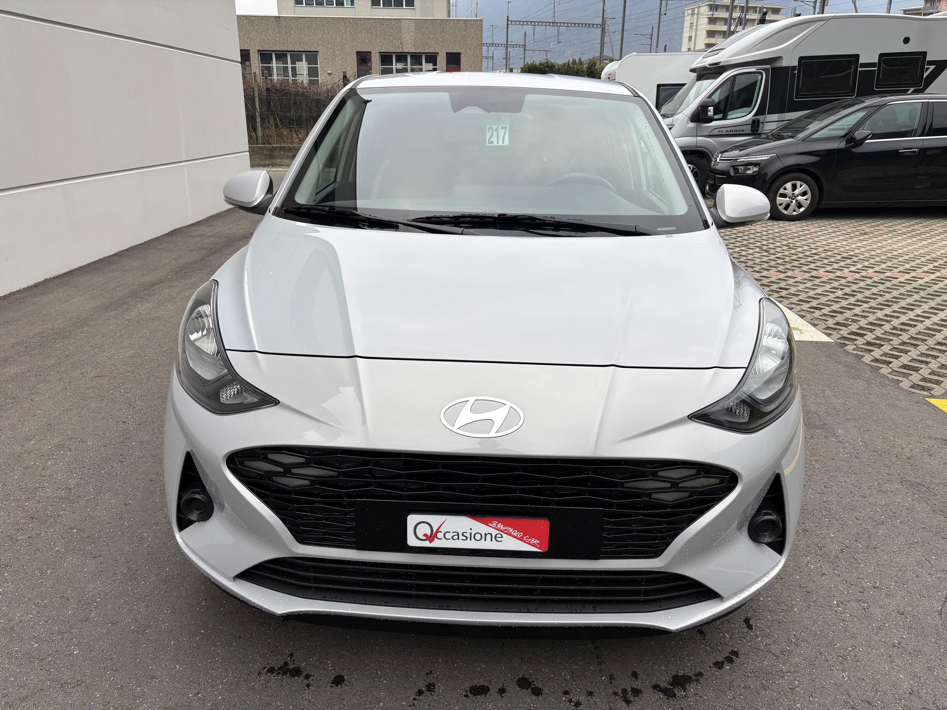 HYUNDAI i10 1.2 Amplia-image-1