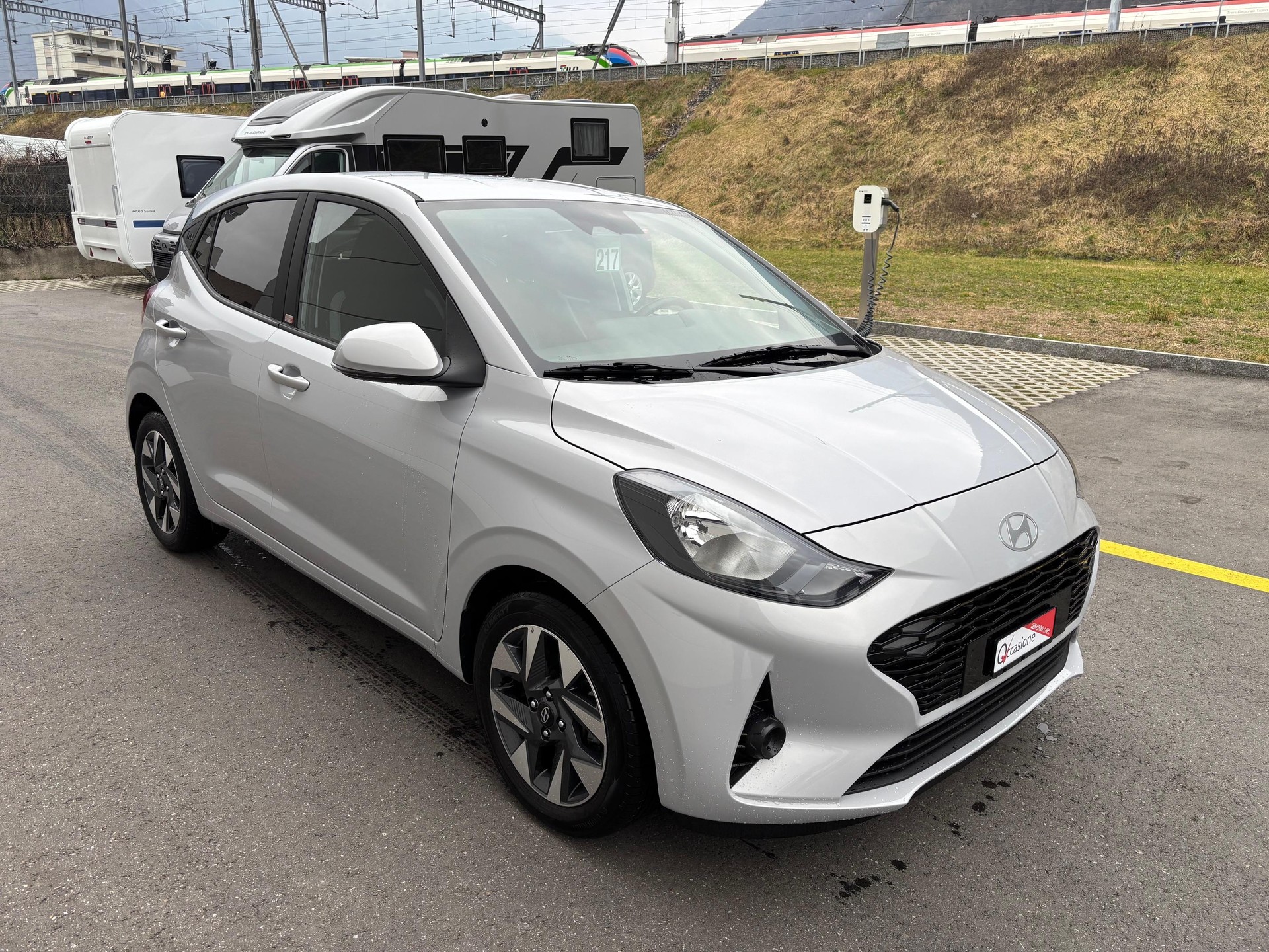 HYUNDAI i10 1.2 Amplia-image-0