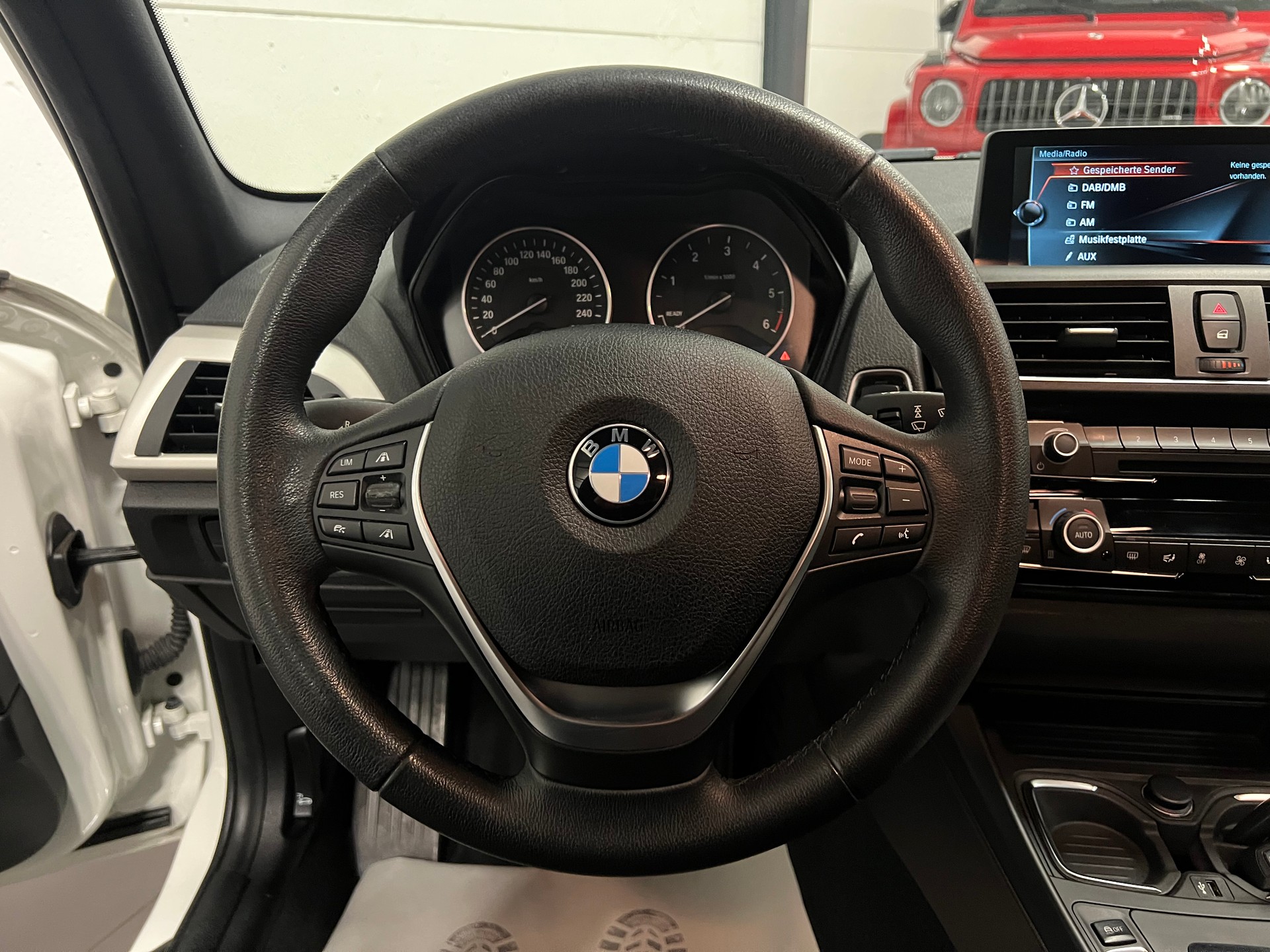 BMW 120d xDrive Steptronic-image-26