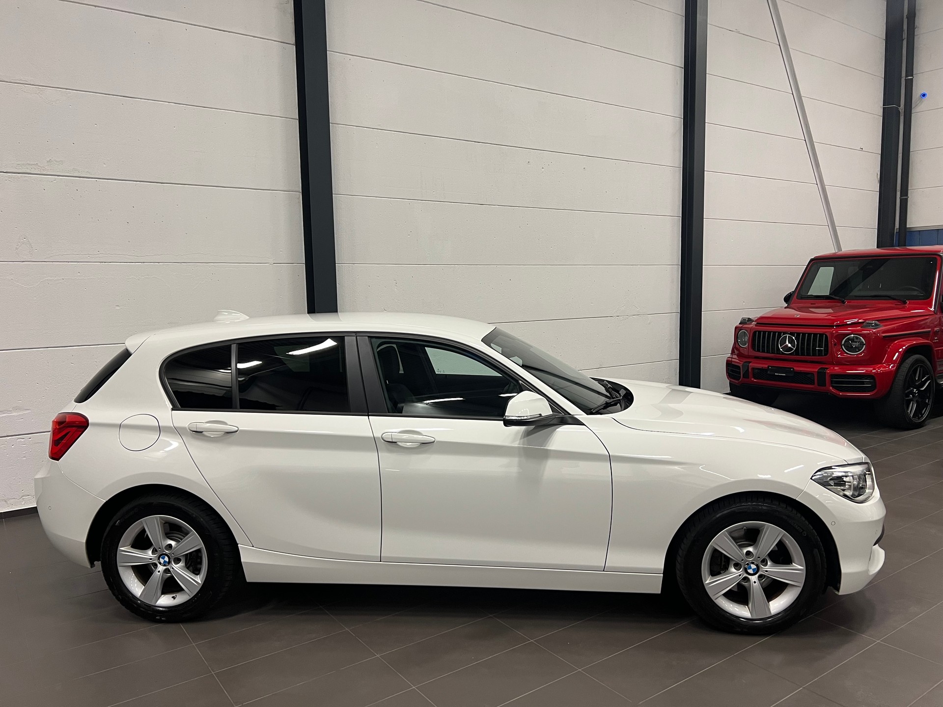 BMW 120d xDrive Steptronic-image-5