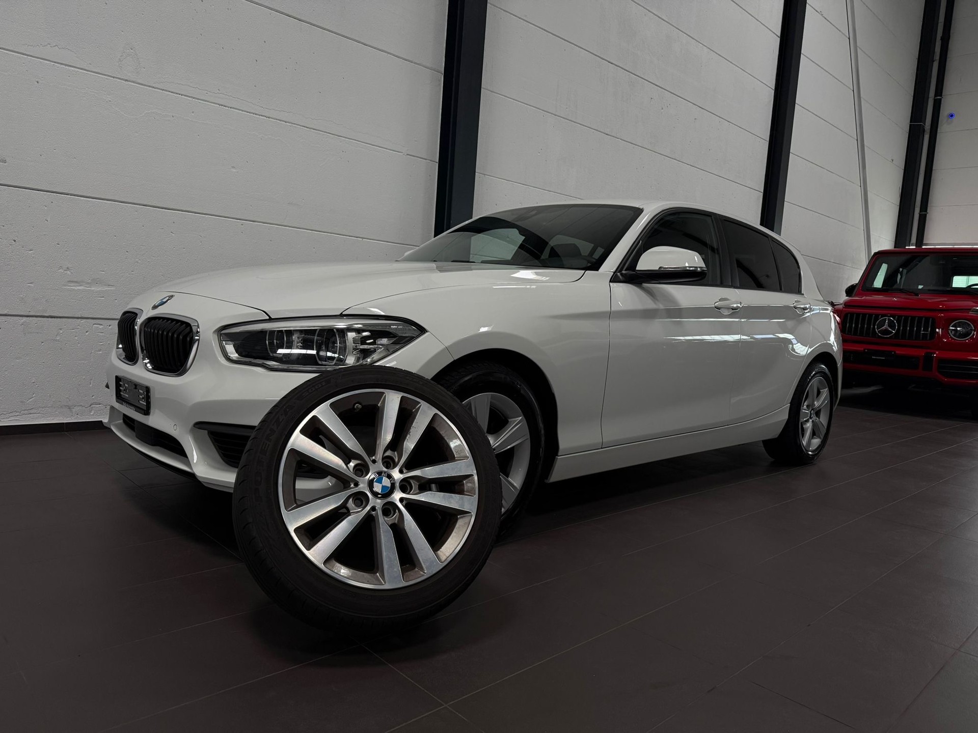 BMW 120d xDrive Steptronic-image-30