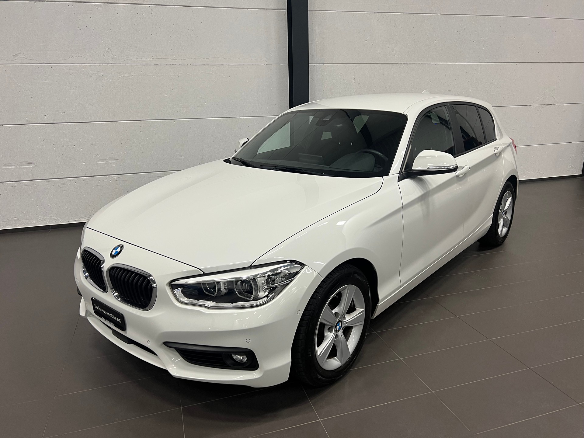 BMW 120d xDrive Steptronic-image-0