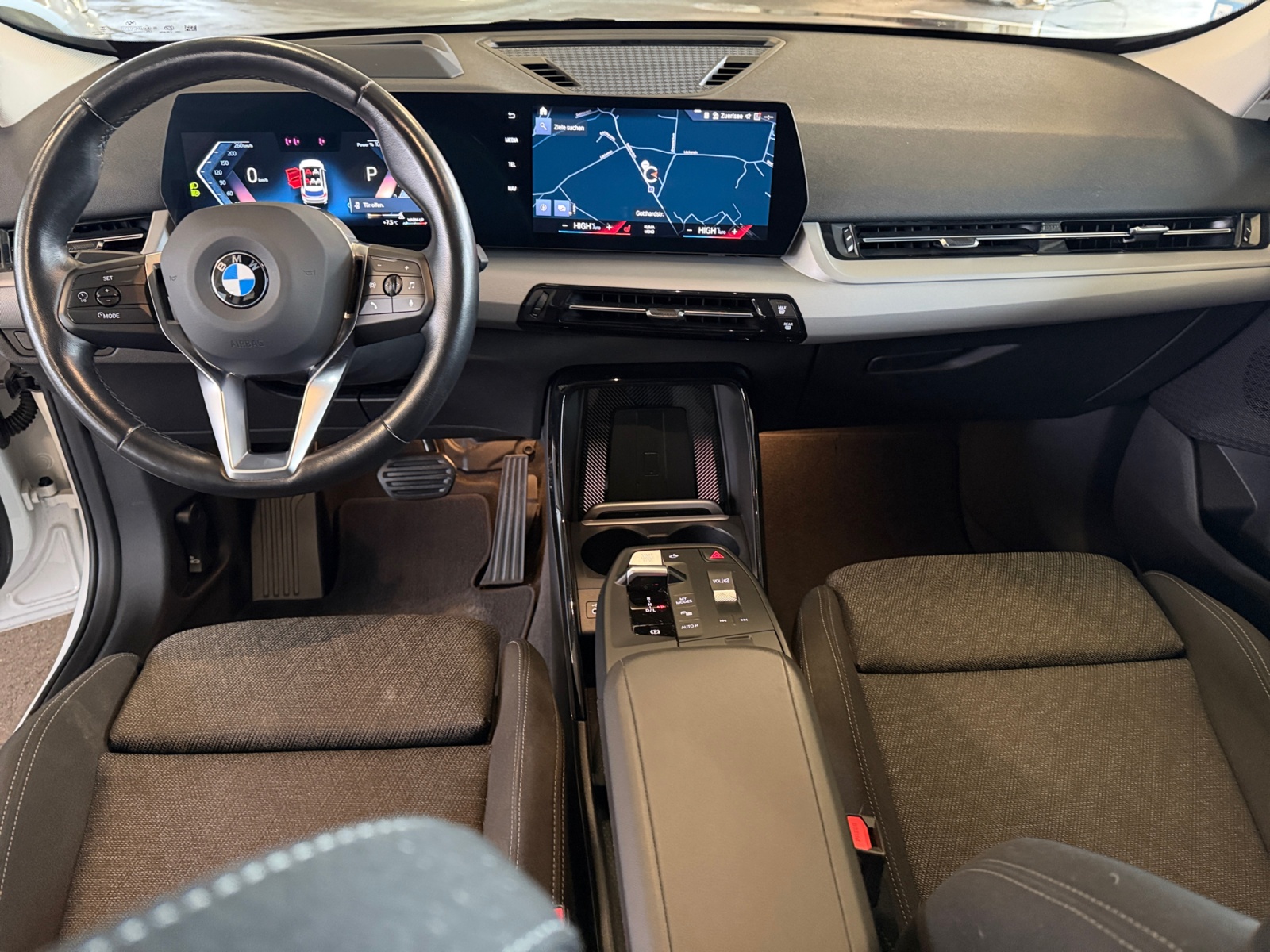 BMW X1 20d xDrive-image-9