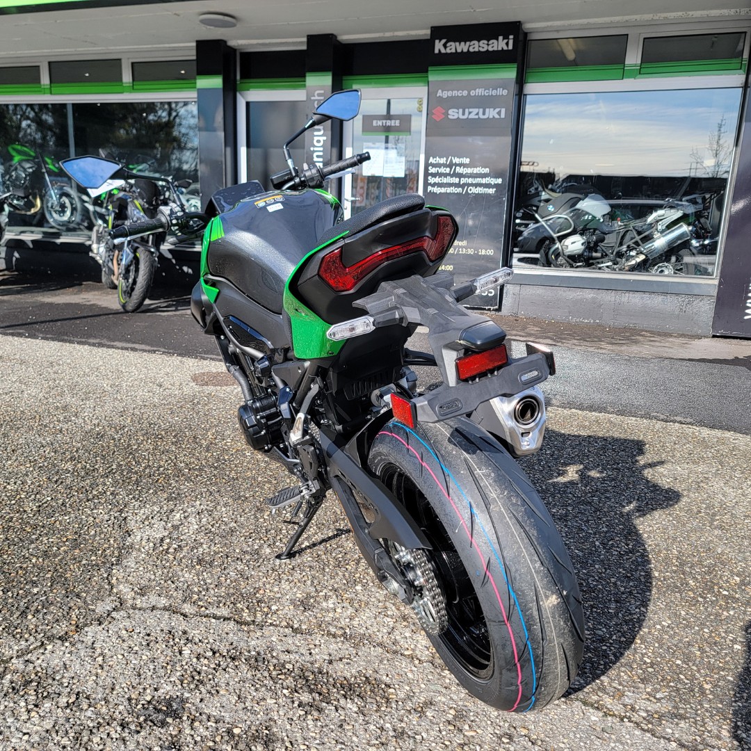 KAWASAKI Z 900-image-5
