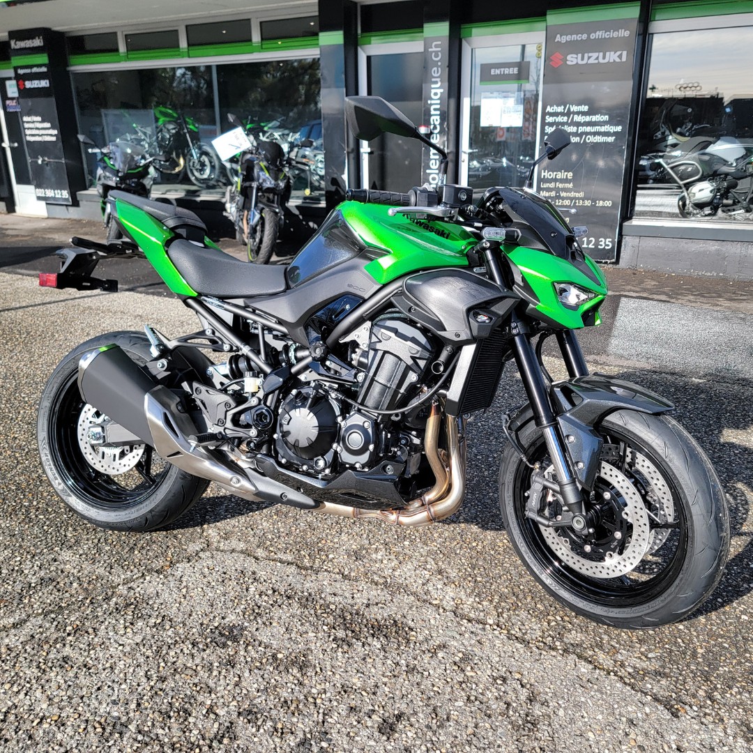 KAWASAKI Z 900-image-1