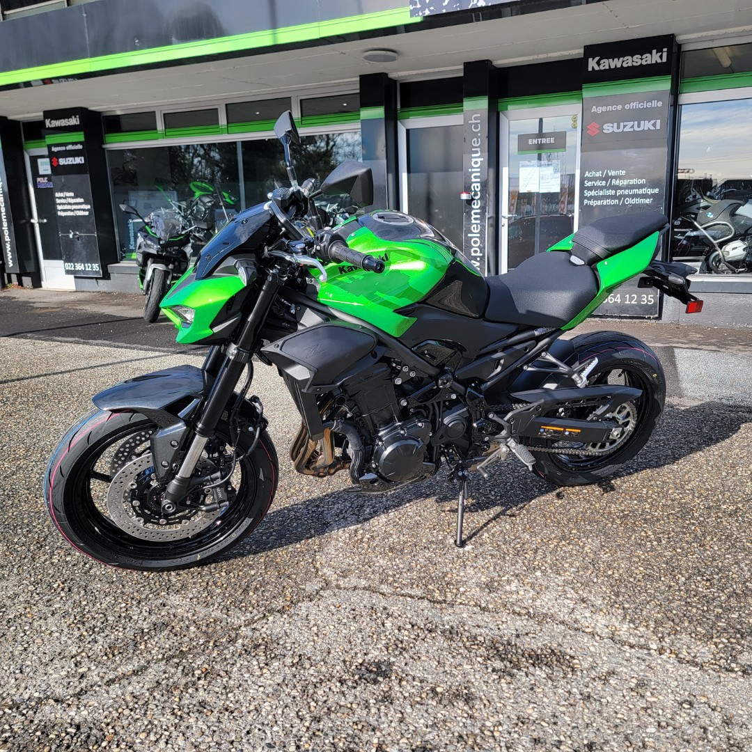 KAWASAKI Z 900-image-8