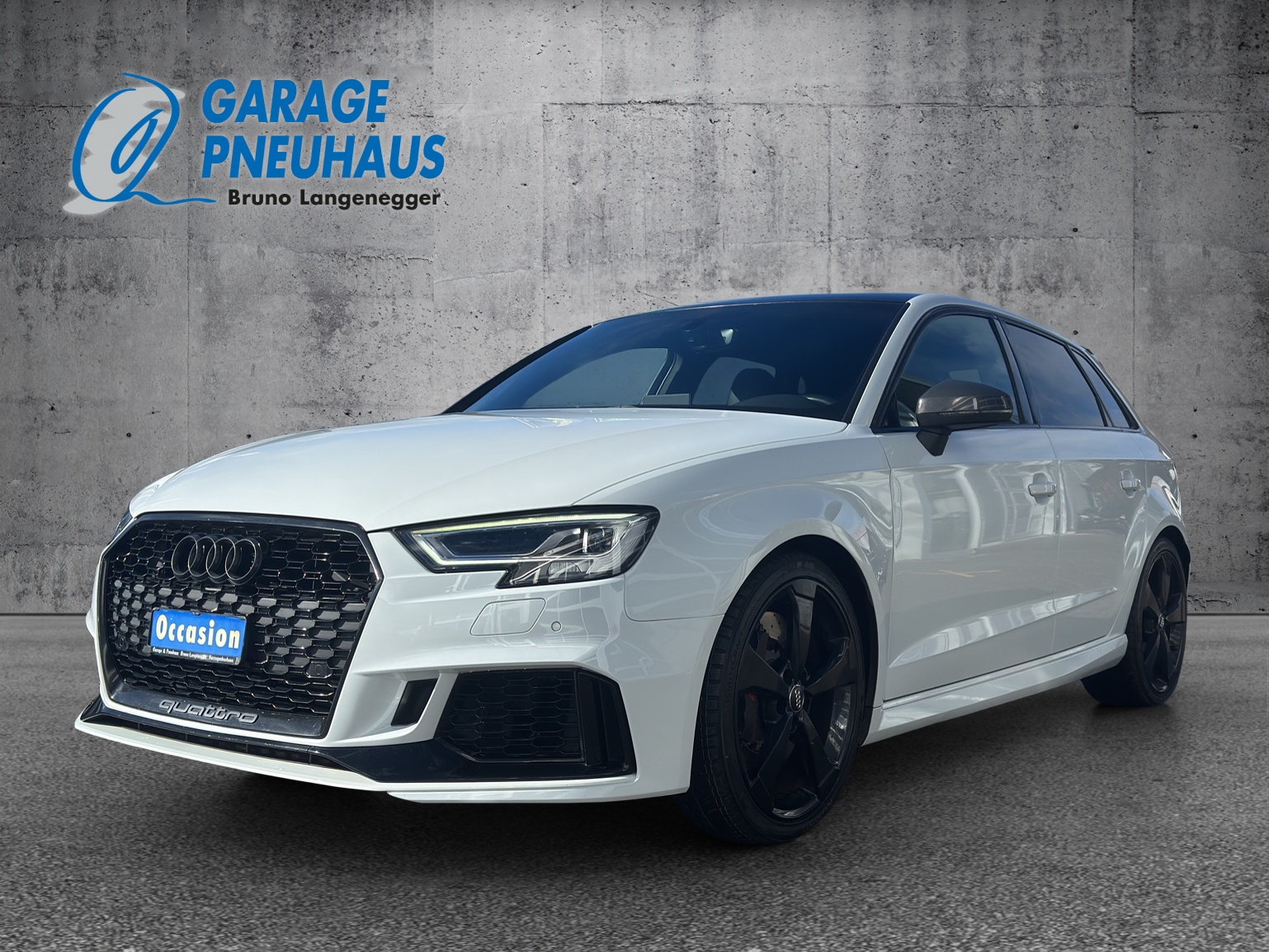 AUDI RS3 Sportback 2.5 TSI quattro S-tronic Ohne OPF-showroom-element-1