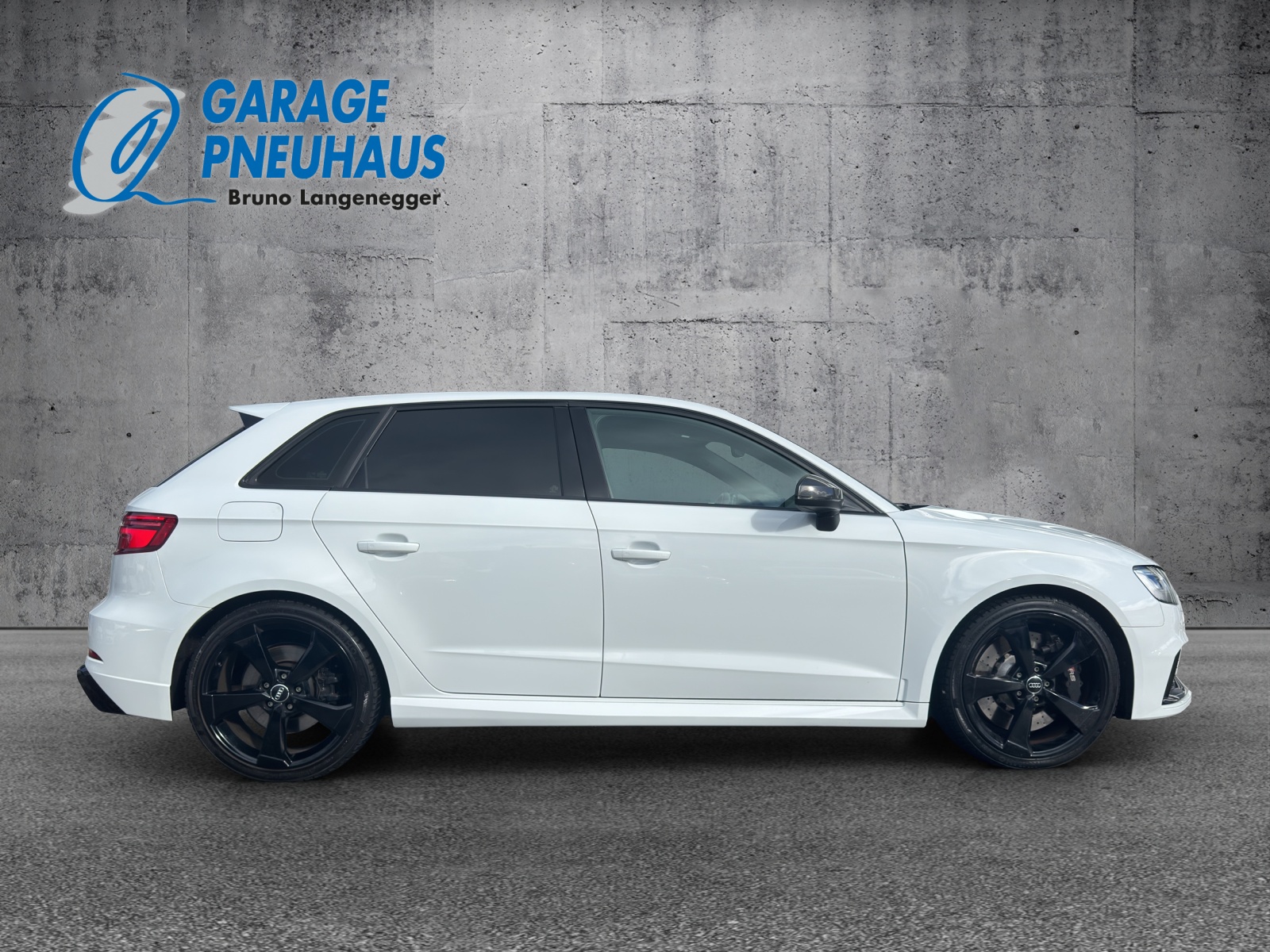 AUDI RS3 Sportback 2.5 TSI quattro S-tronic Ohne OPF-image-19