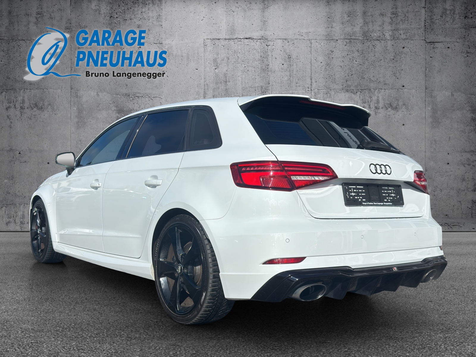 AUDI RS3 Sportback 2.5 TSI quattro S-tronic Ohne OPF-image-4