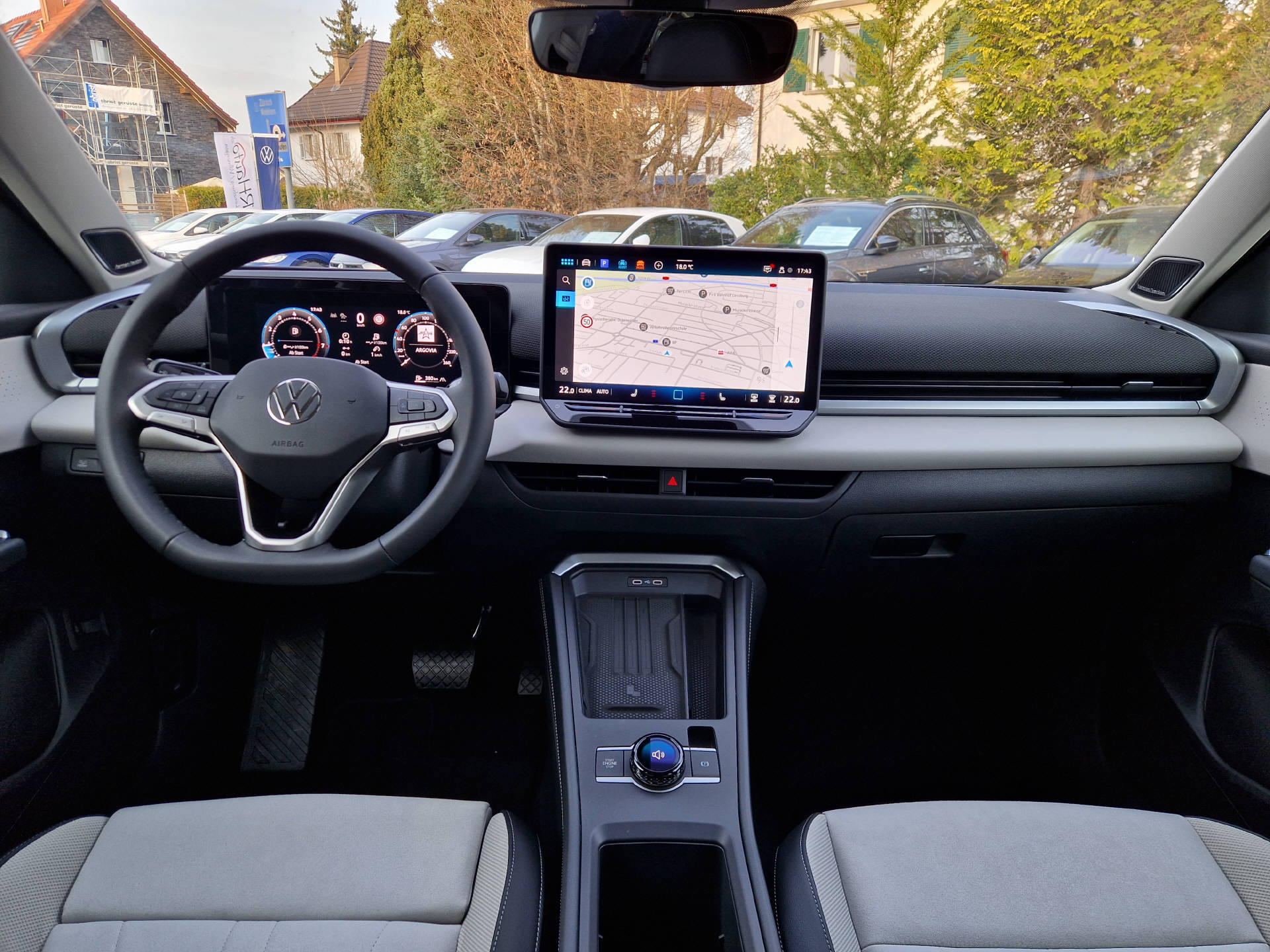 VW T-Roc 1.5 eTSI Style DSG-image-9