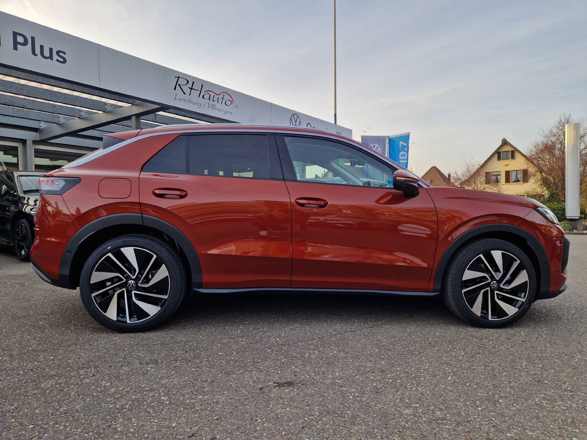 VW T-Roc 1.5 eTSI Style DSG-image-2