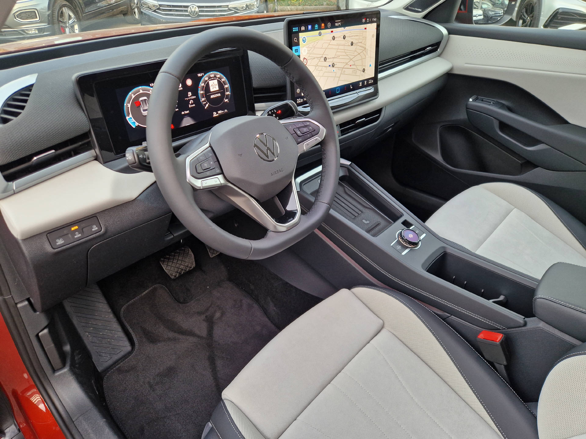 VW T-Roc 1.5 eTSI Style DSG-image-6