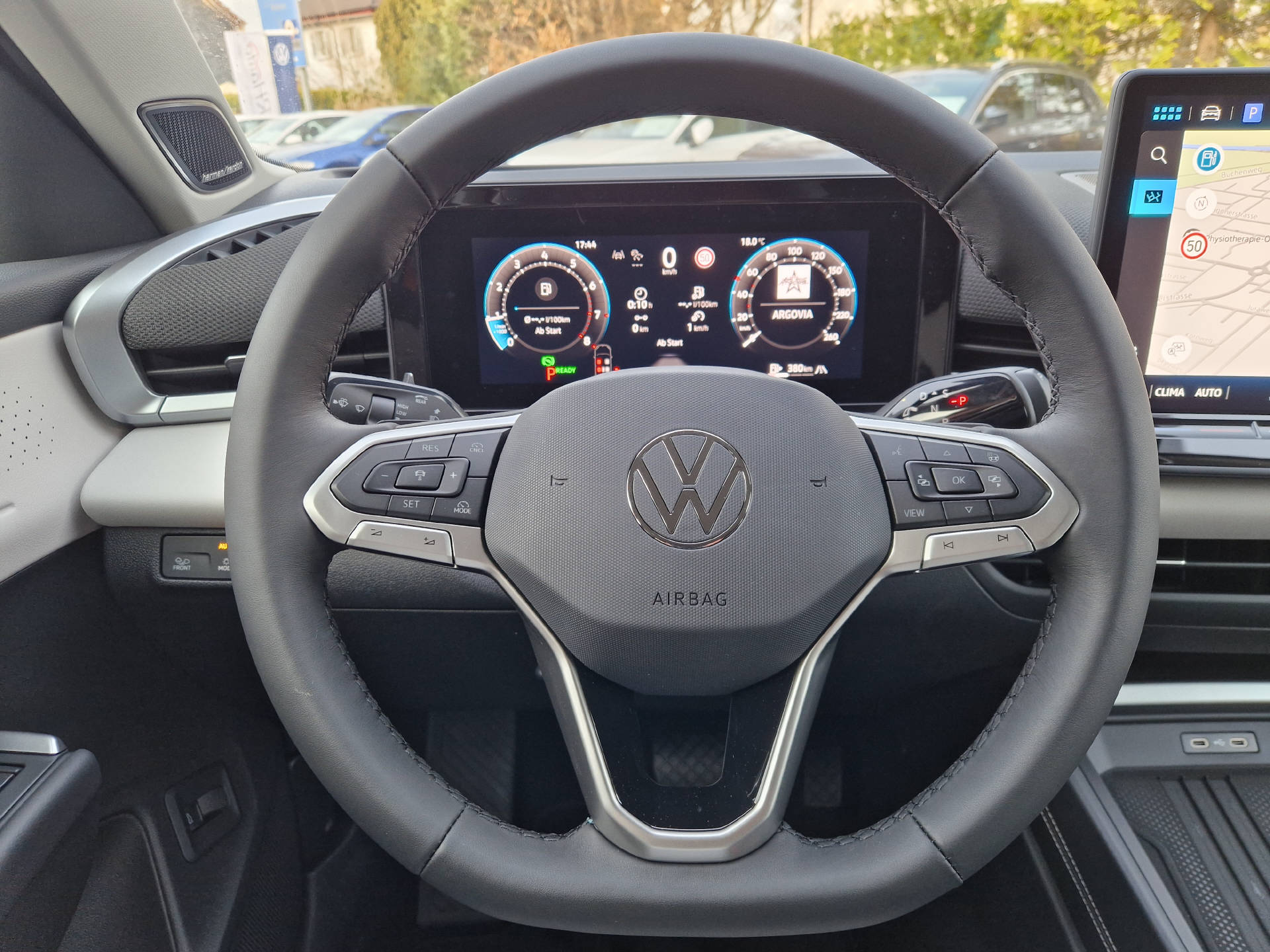 VW T-Roc 1.5 eTSI Style DSG-image-10