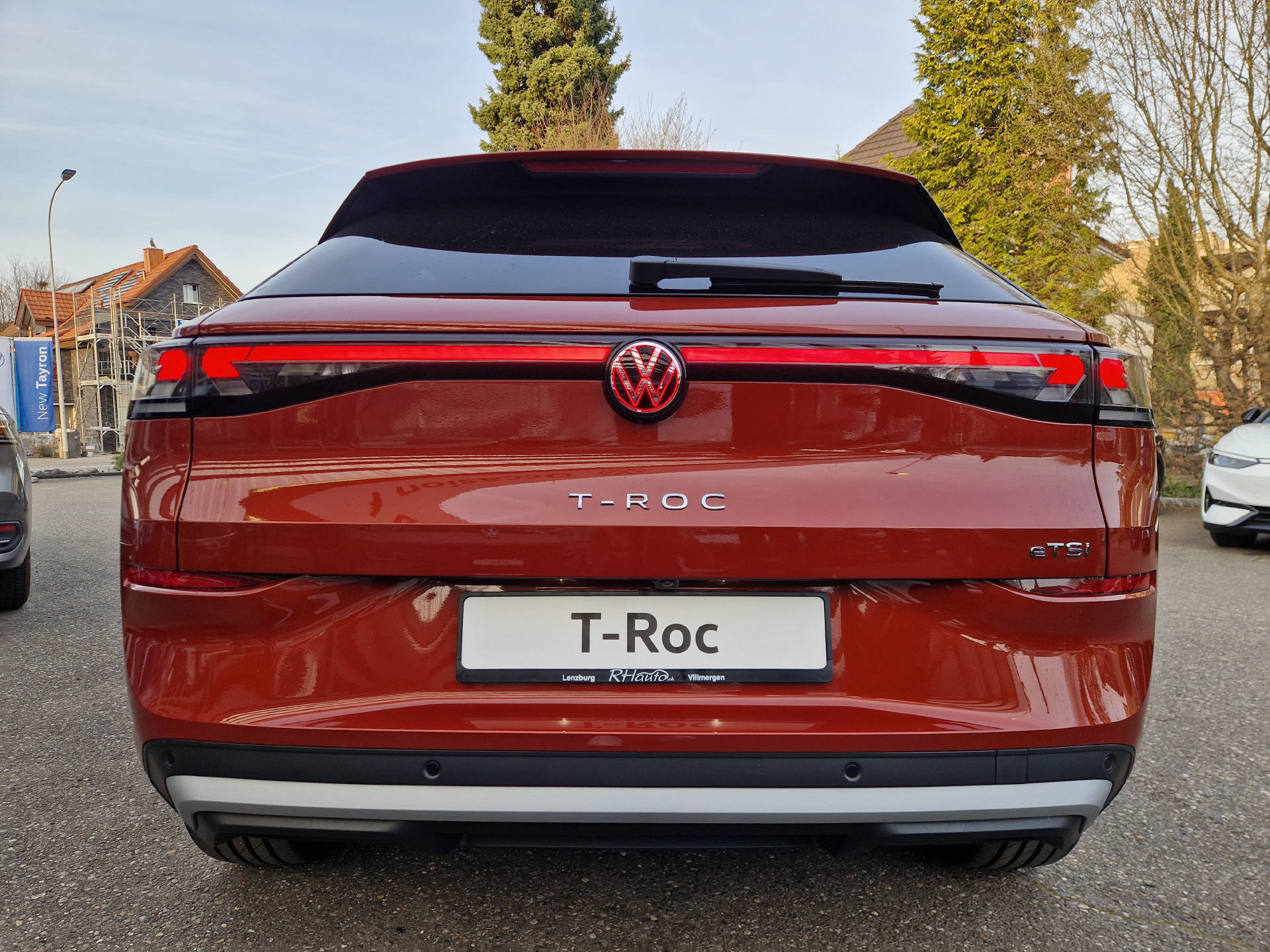 VW T-Roc 1.5 eTSI Style DSG-image-4