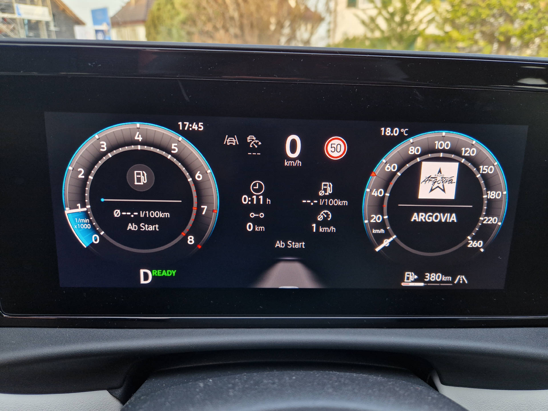 VW T-Roc 1.5 eTSI Style DSG-image-11