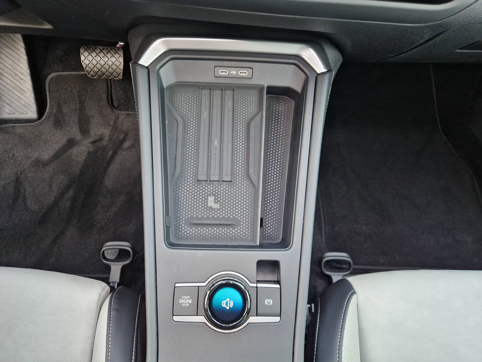 VW T-Roc 1.5 eTSI Style DSG-image-15