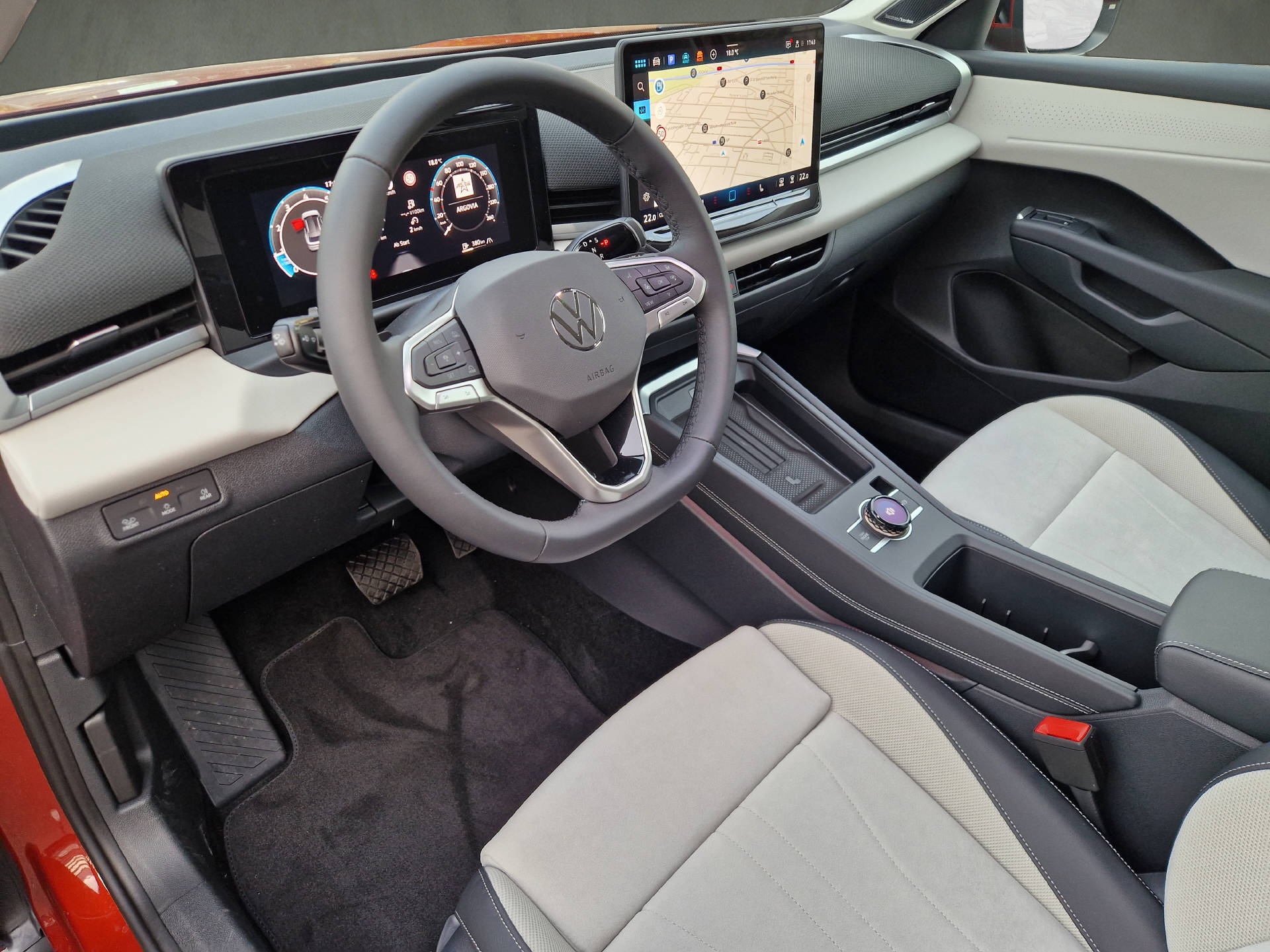 VW T-Roc 1.5 eTSI Style DSG-image-6