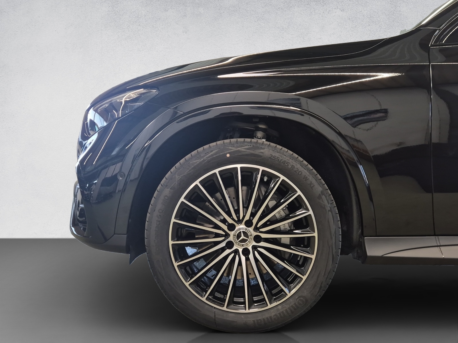 MERCEDES-BENZ GLC 300 de AMG Line 4Matic EQ Star-image-5