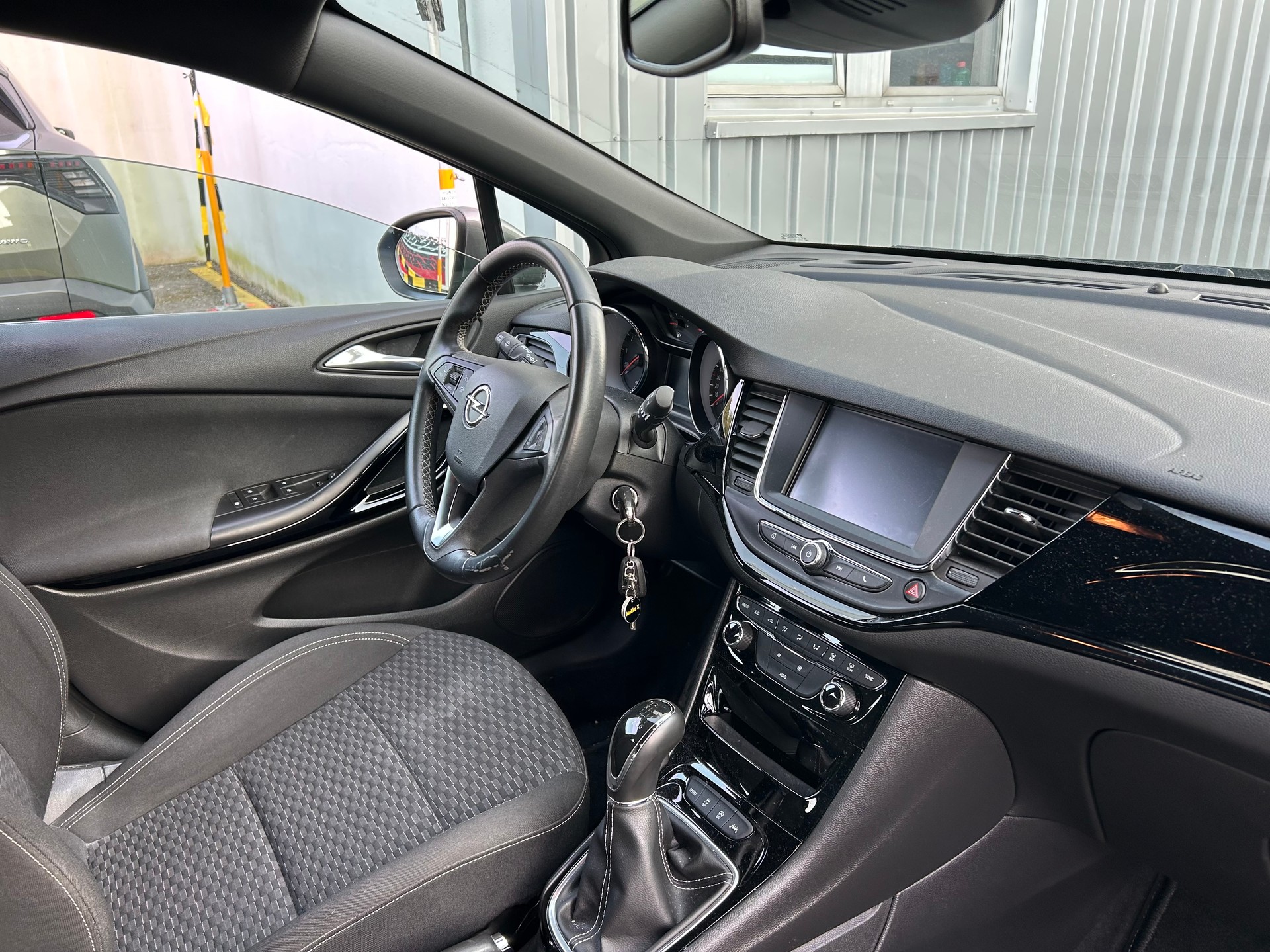 OPEL Astra Sports Tourer 1.4i Turbo Excellence-image-10