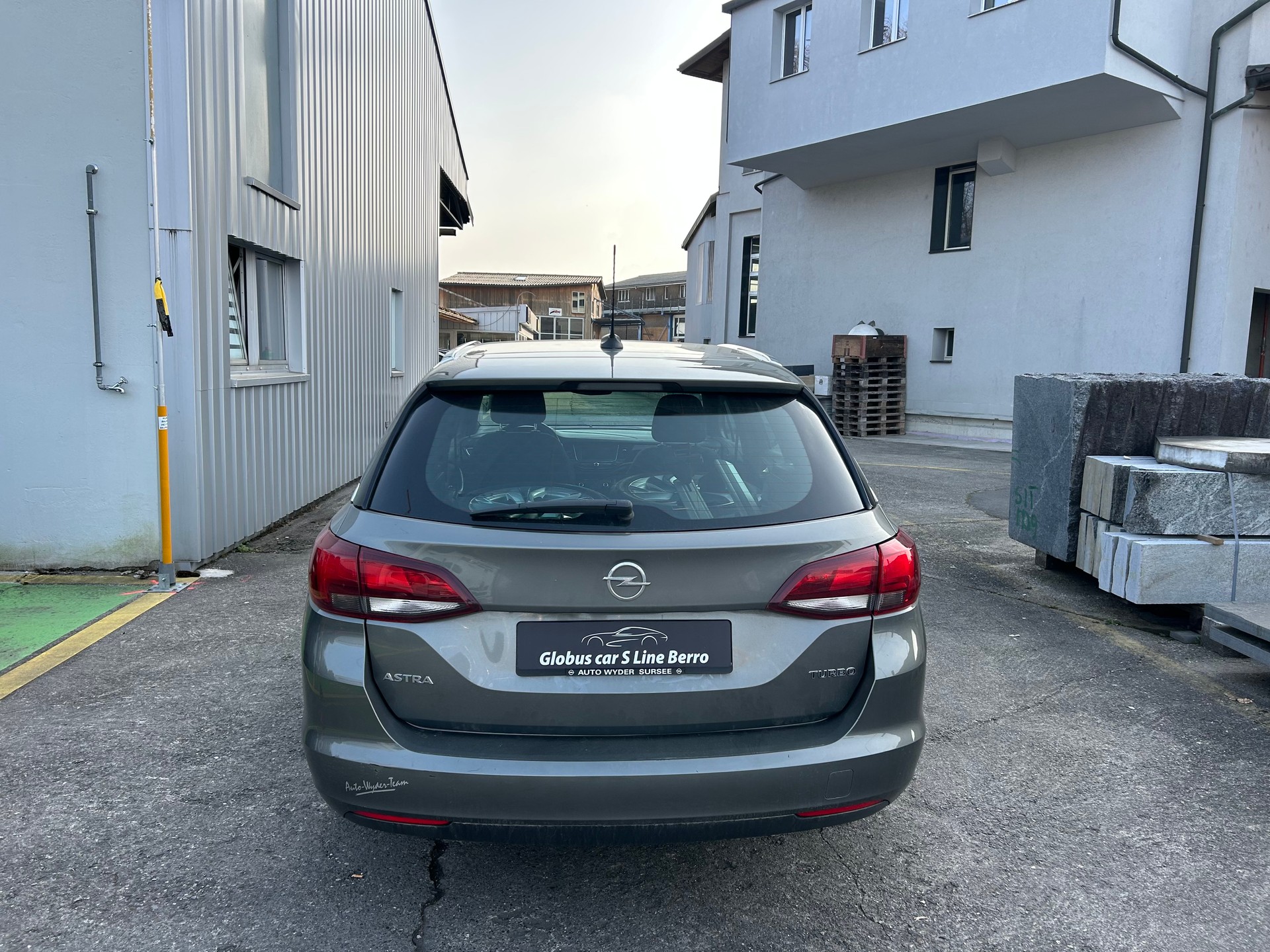 OPEL Astra Sports Tourer 1.4i Turbo Excellence-image-5