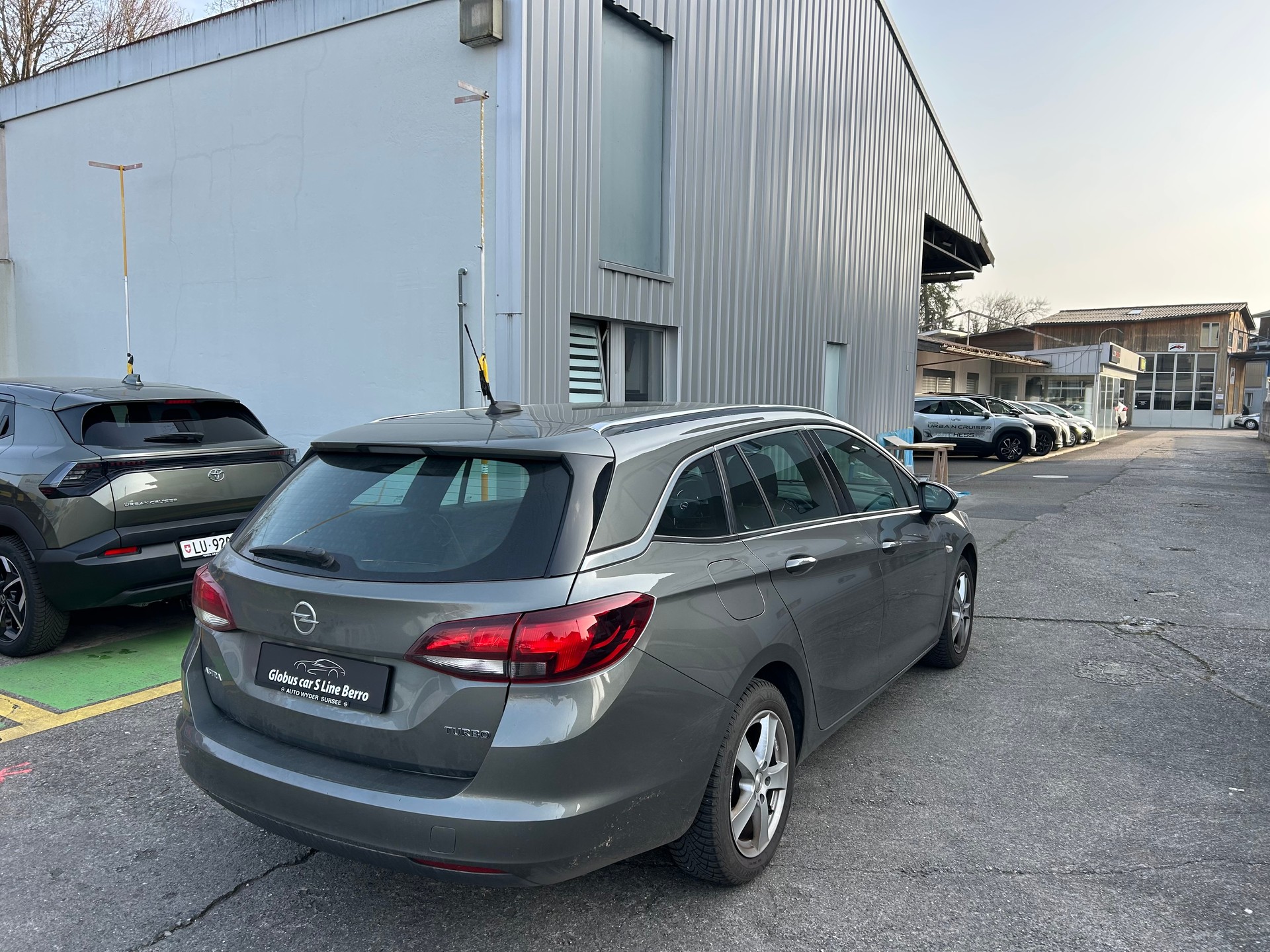 OPEL Astra Sports Tourer 1.4i Turbo Excellence-image-6