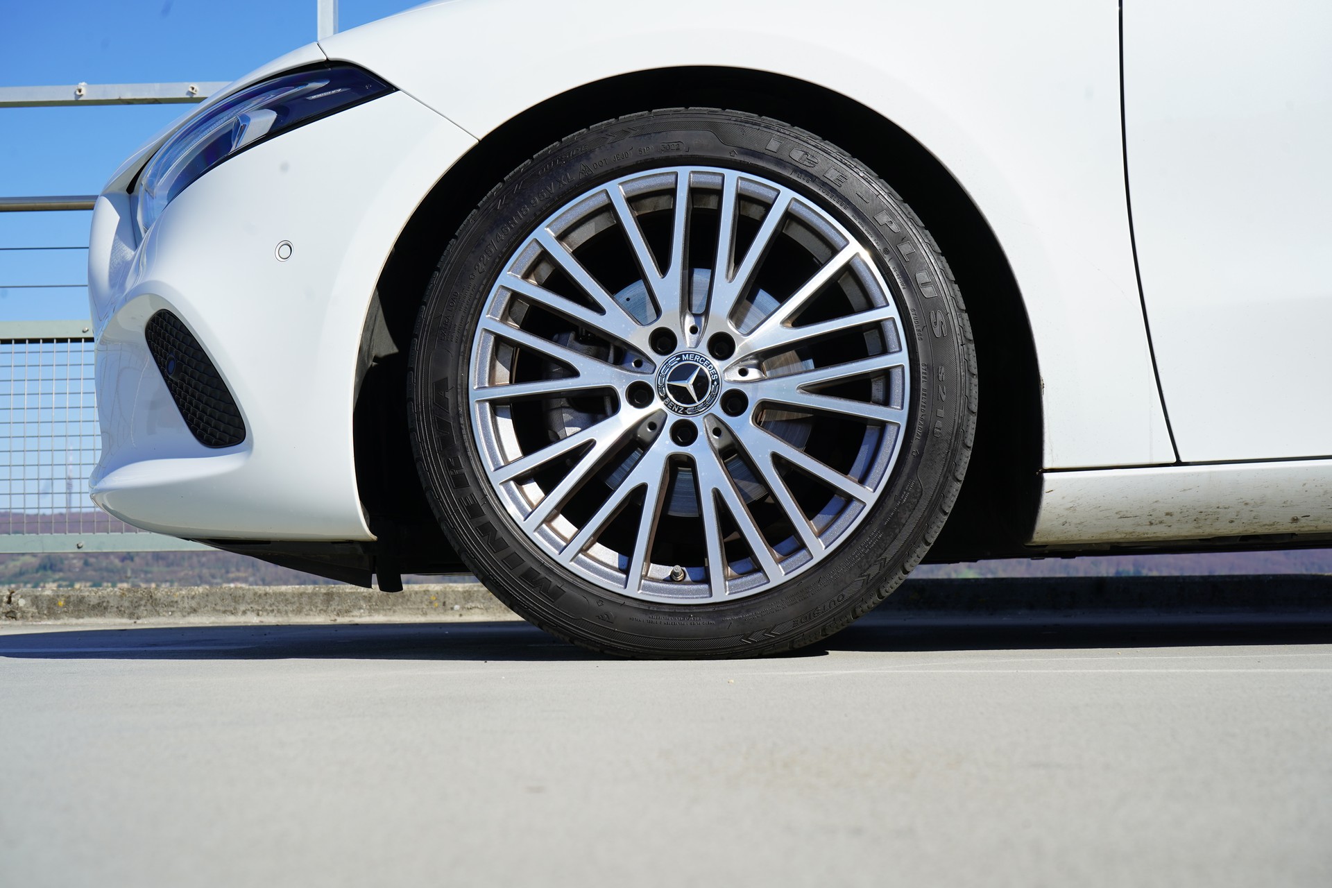 MERCEDES-BENZ A 180 PROGRESSIVE 7G-DCT l 136 PS-image-14