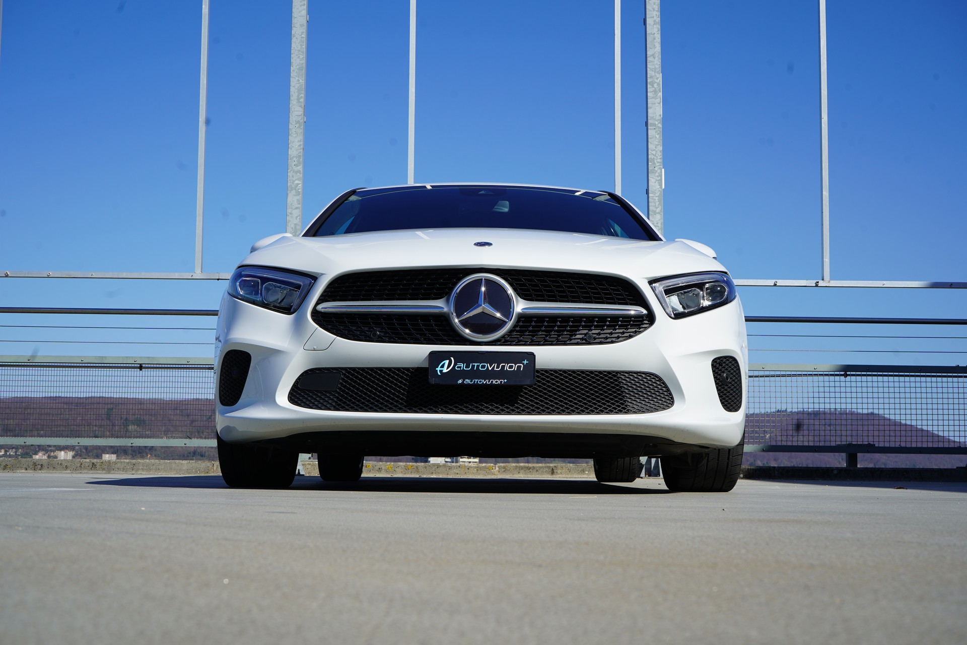 MERCEDES-BENZ A 180 PROGRESSIVE 7G-DCT l 136 PS-image-11