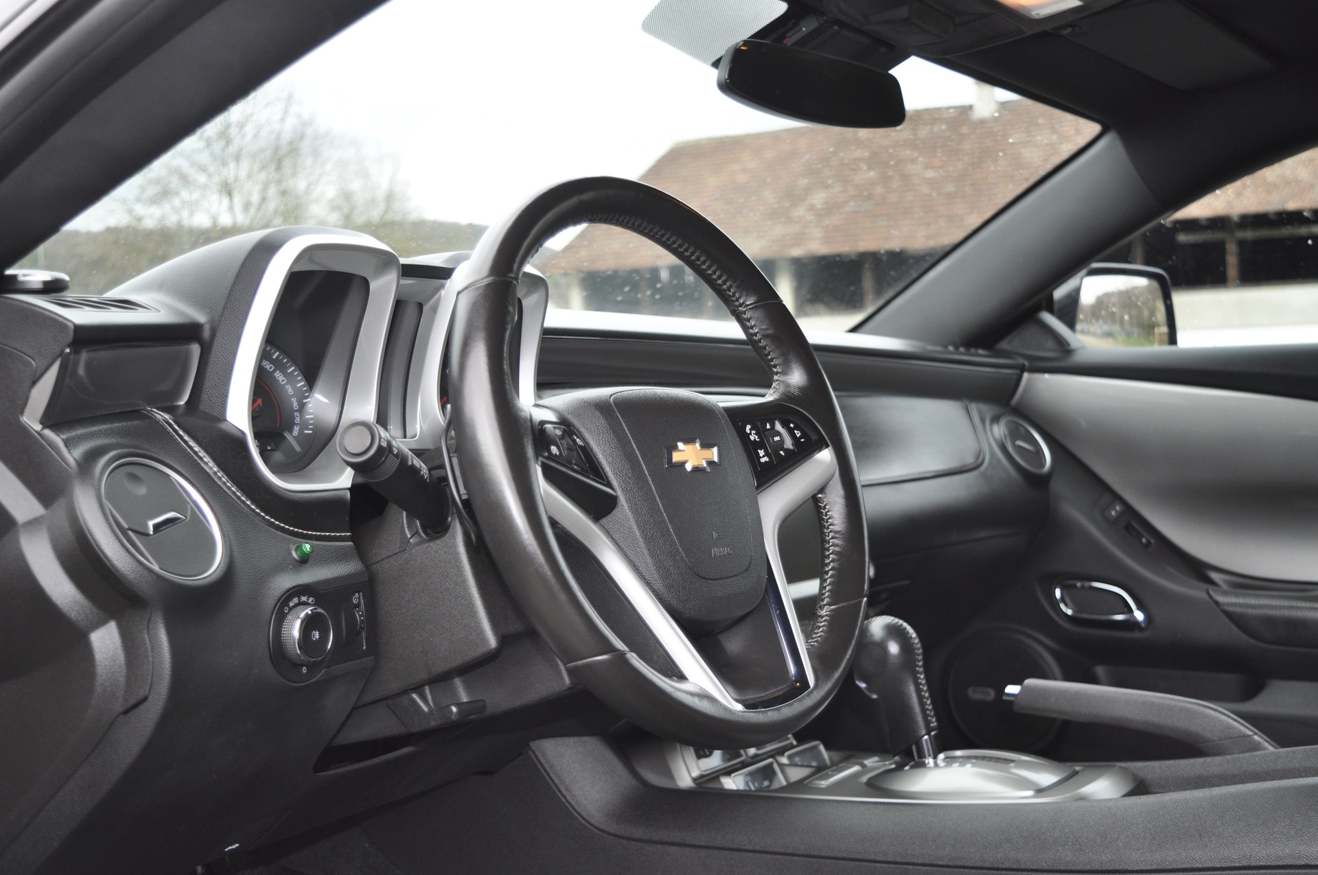 CHEVROLET Camaro 6.2 Coupé Automatic-image-8