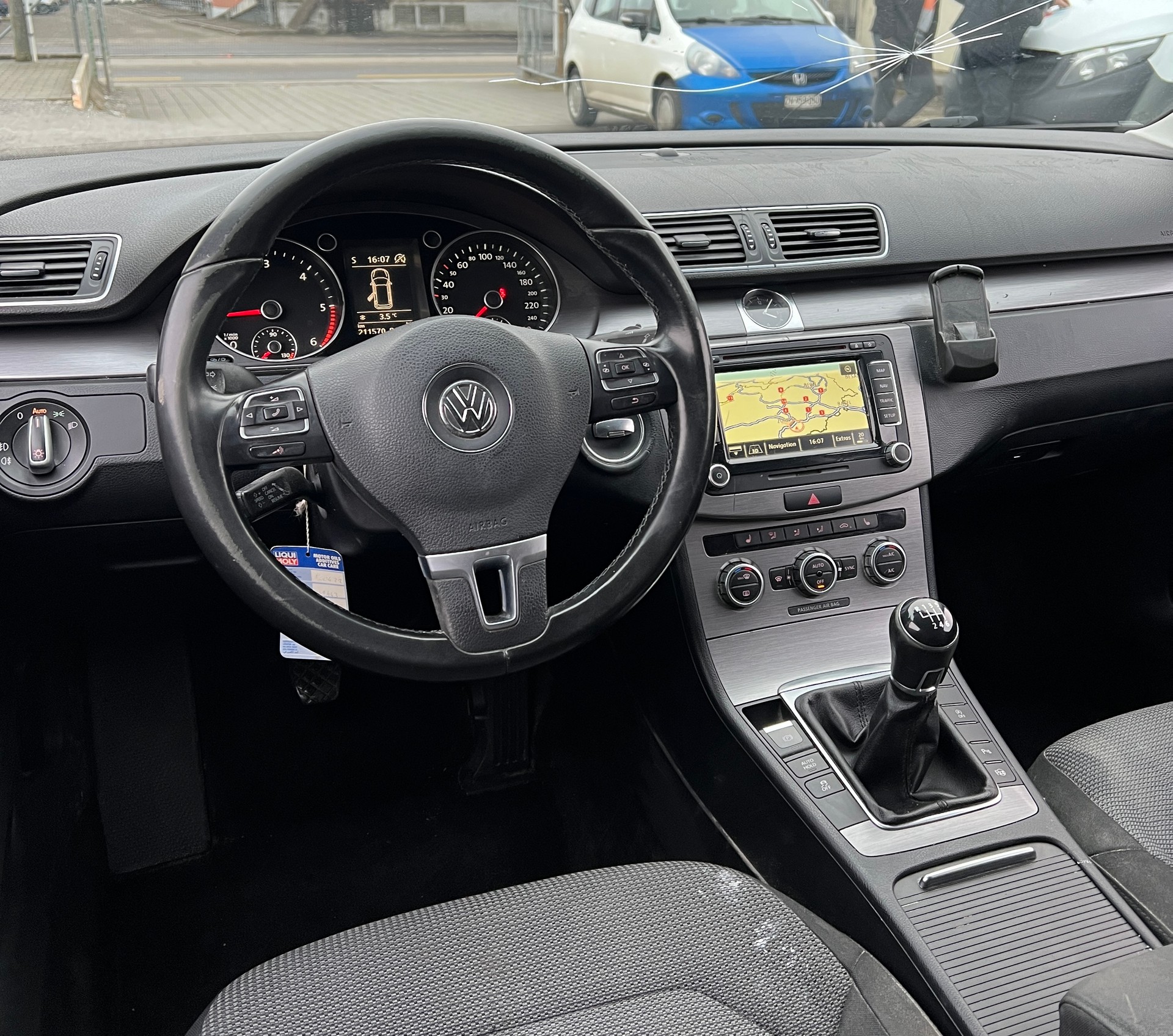VW Passat Variant 2.0 TDI BMT Comfortline (Klimatronik * Alufelgen * Sensoren * Multilenkrad * Navigation * BO5) * FIXXX PREISSS-image-11