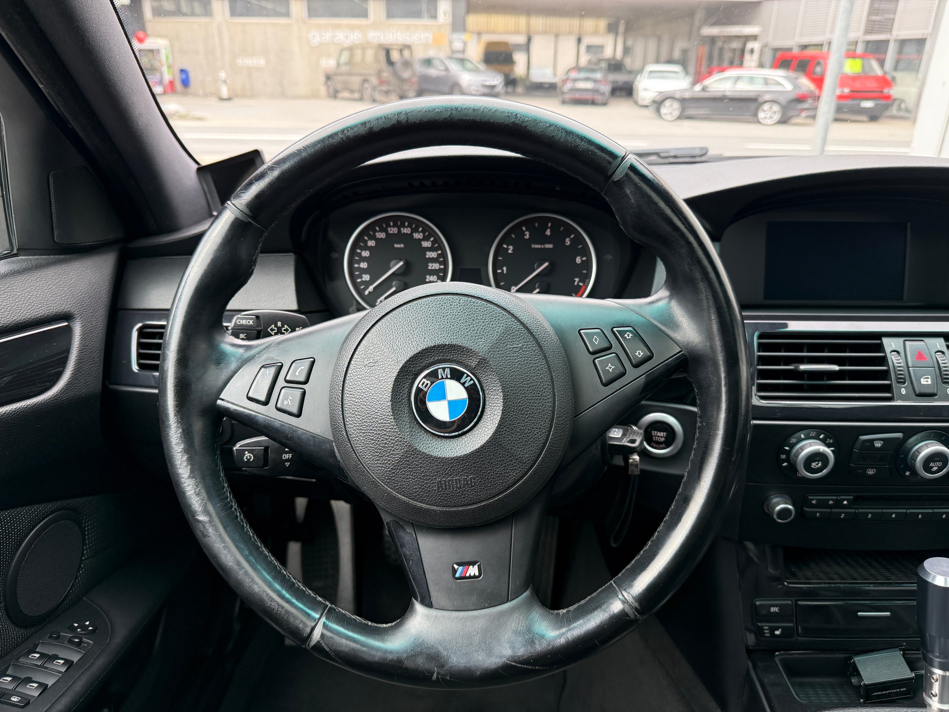 BMW 530i M EDITION * AB PLATZ* EXPORT* 21 ZOLL JR*KW-FAHRWERK*FMS ENDTOPF*HANDSCHALTER*-image-17