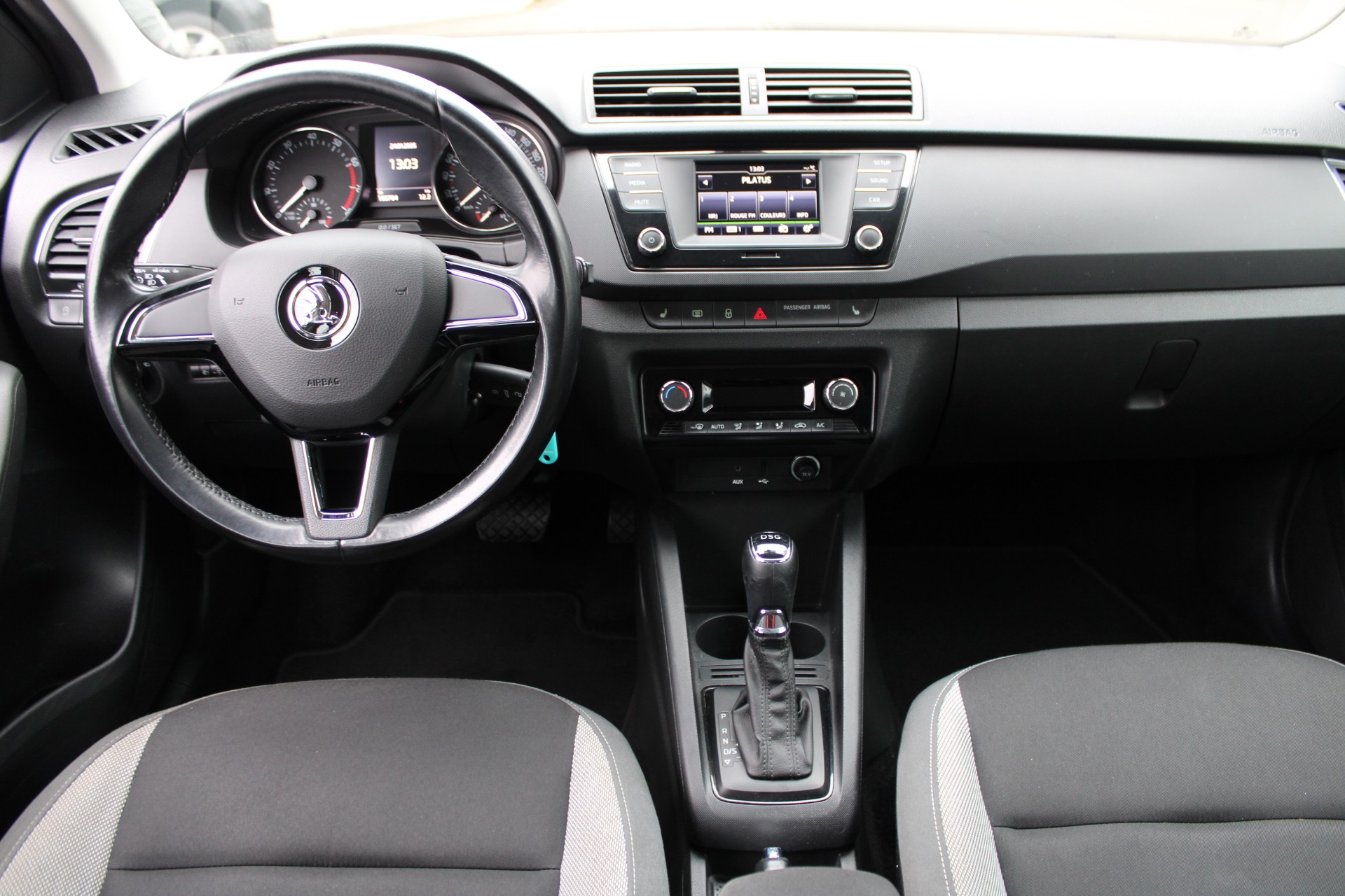 SKODA Fabia 1.2 TSI Ambition DSG-image-8