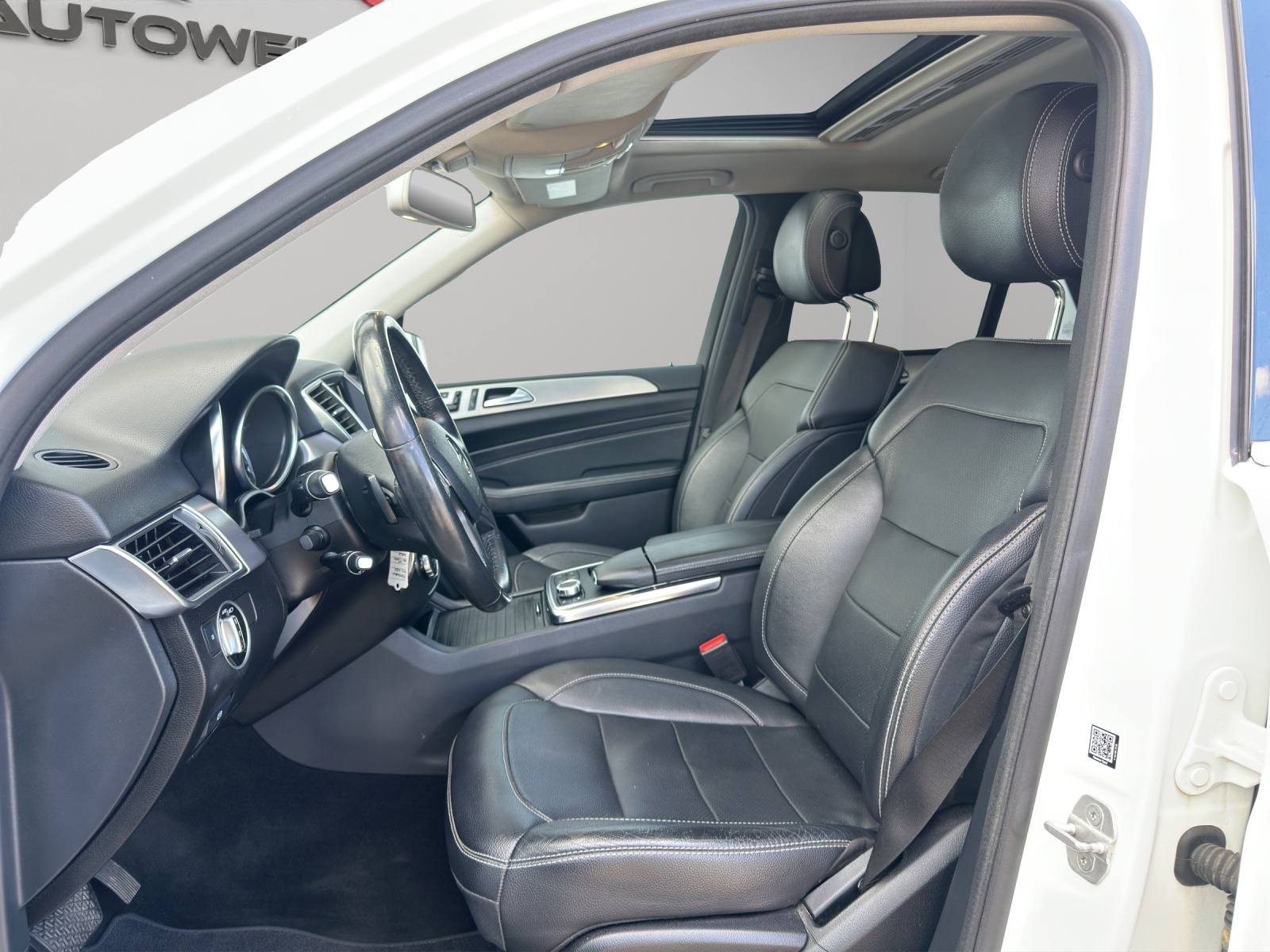 MERCEDES-BENZ ML 350 BlueTEC Executive 4Matic 7G-Tronic-image-8