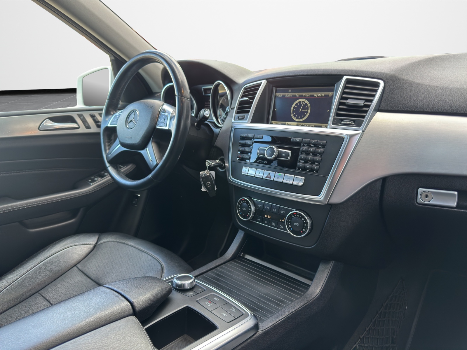MERCEDES-BENZ ML 350 BlueTEC Executive 4Matic 7G-Tronic-image-12