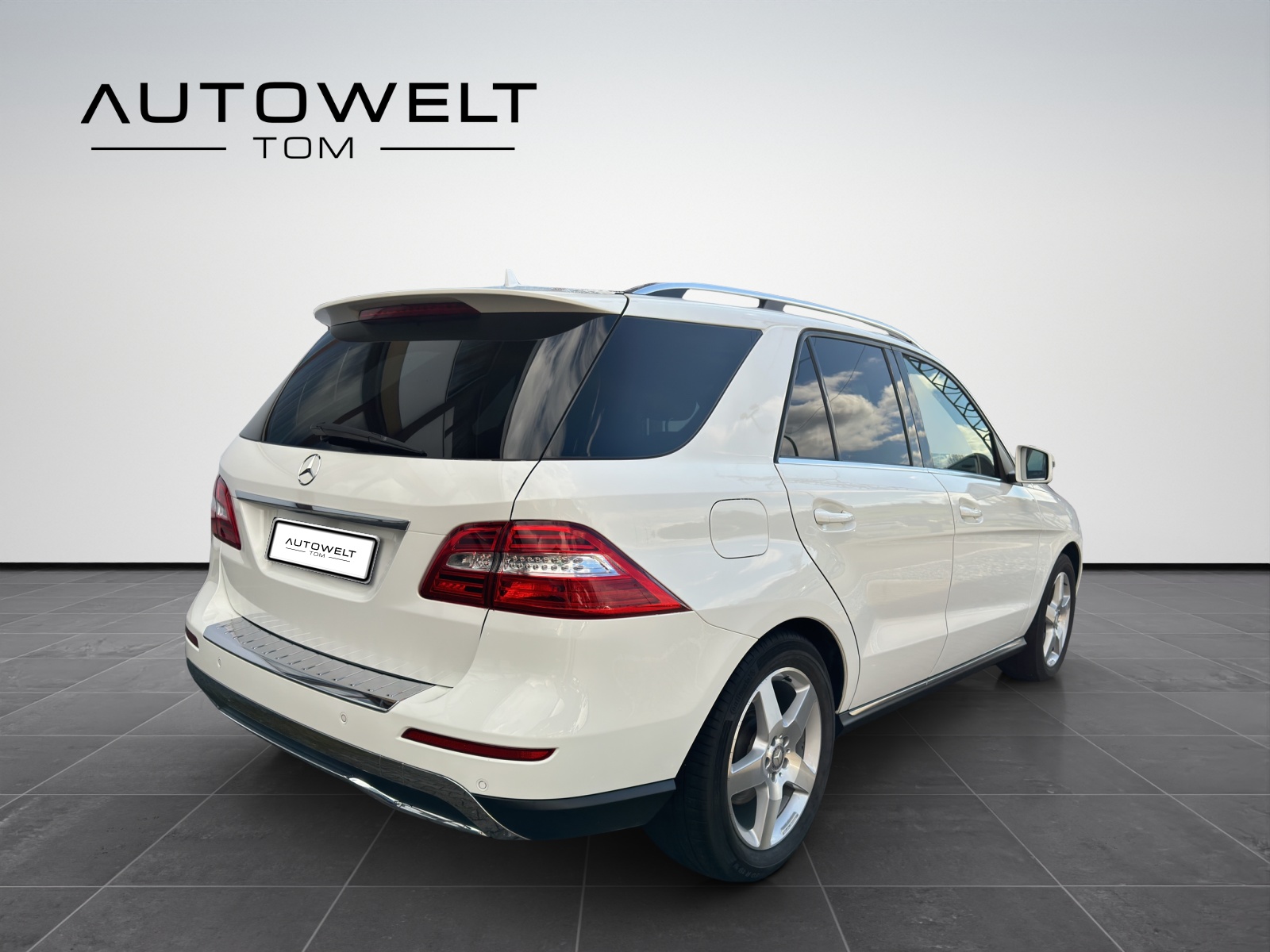 MERCEDES-BENZ ML 350 BlueTEC Executive 4Matic 7G-Tronic-image-4