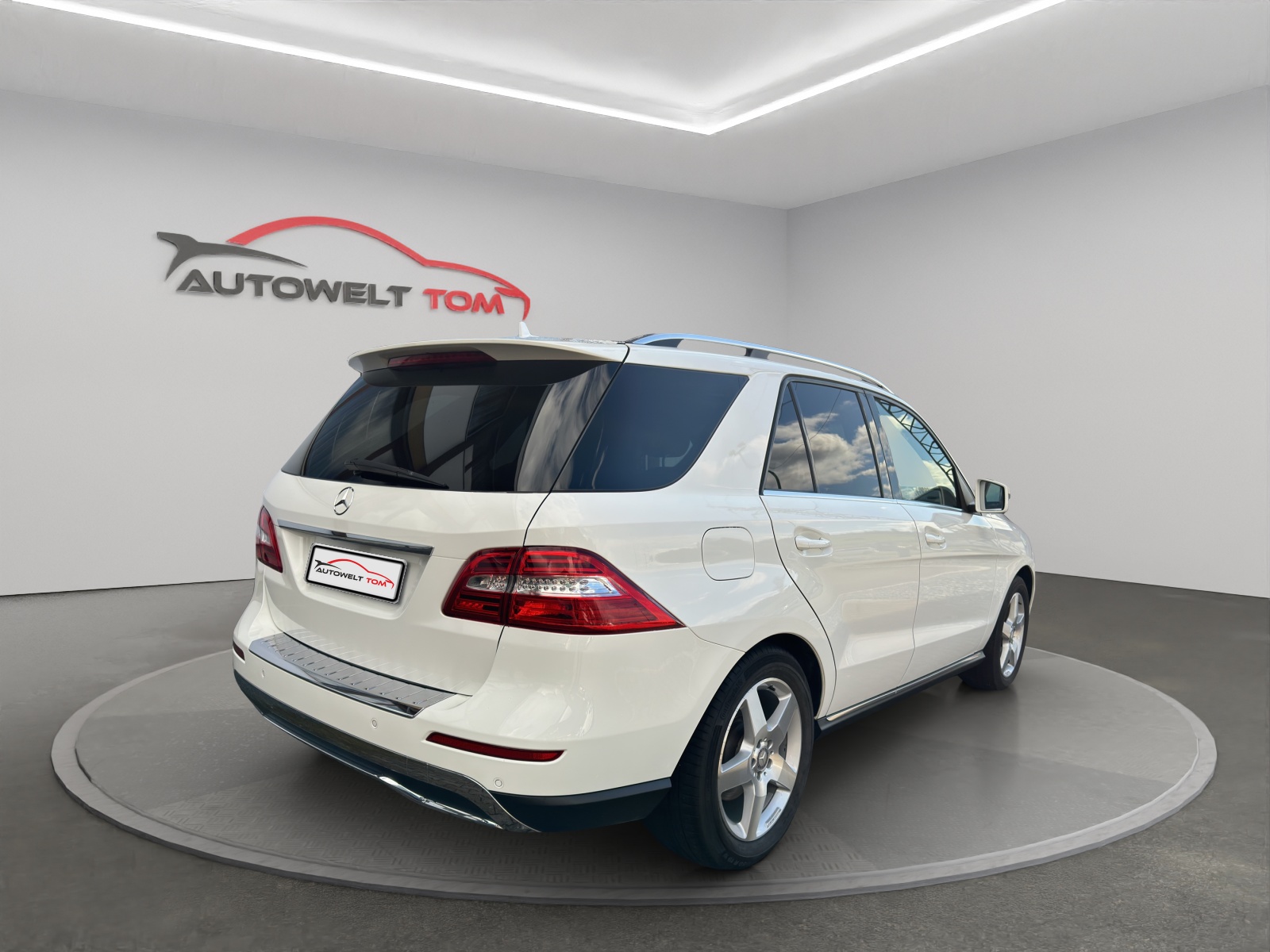 MERCEDES-BENZ ML 350 BlueTEC Executive 4Matic 7G-Tronic-image-4