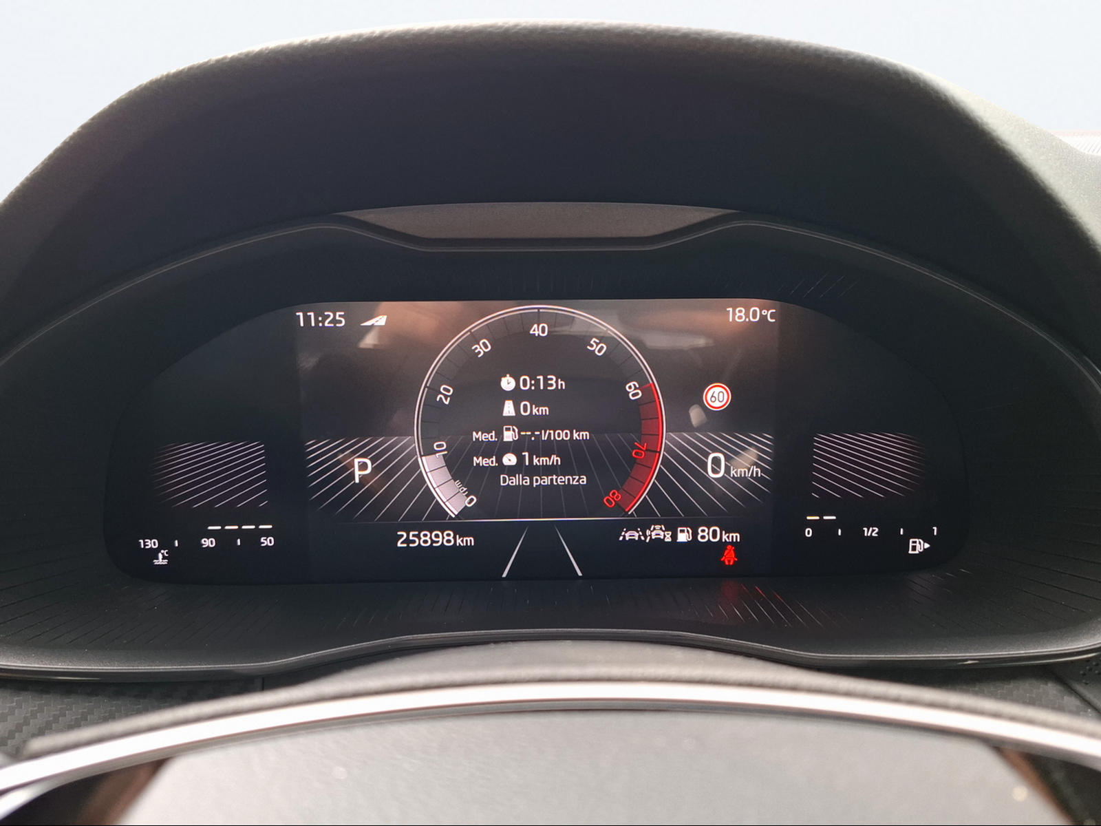 SKODA Kamiq 1.0 TSI Monte Carlo DSG-image-11