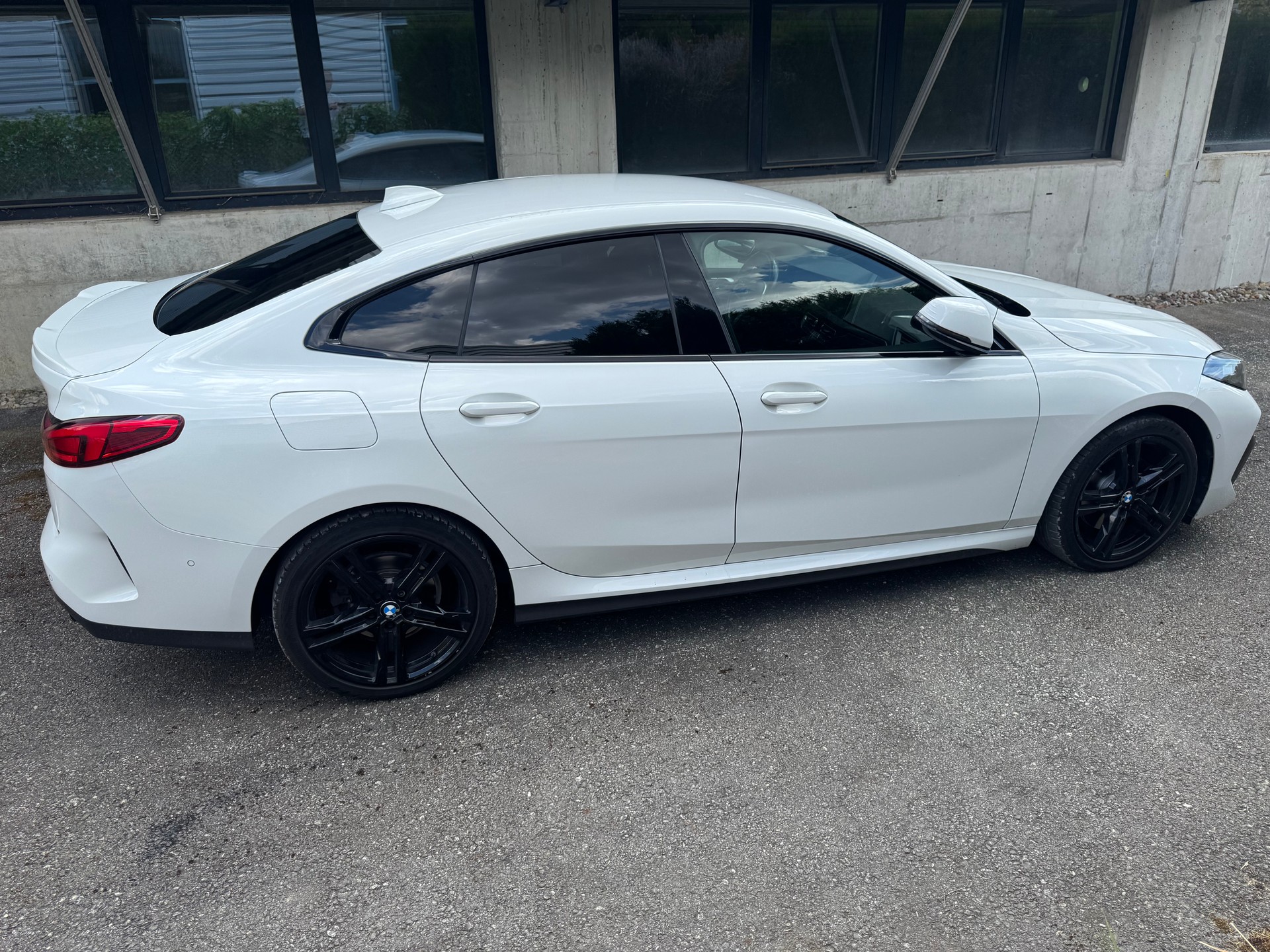 BMW 218d Gran Coupé M Sport Steptronic-image-7
