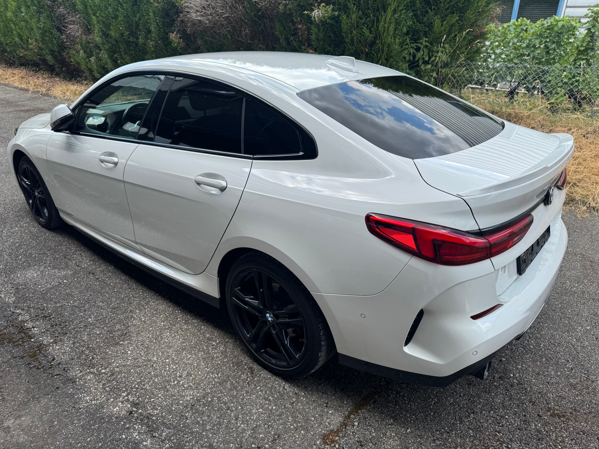BMW 218d Gran Coupé M Sport Steptronic-image-4