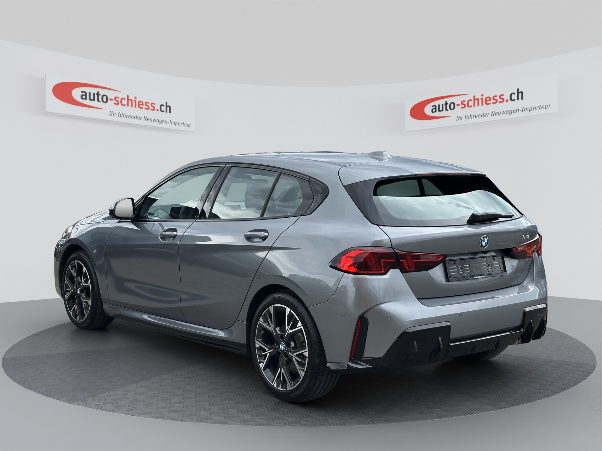 BMW 120 M Sport Steptronic-image-2