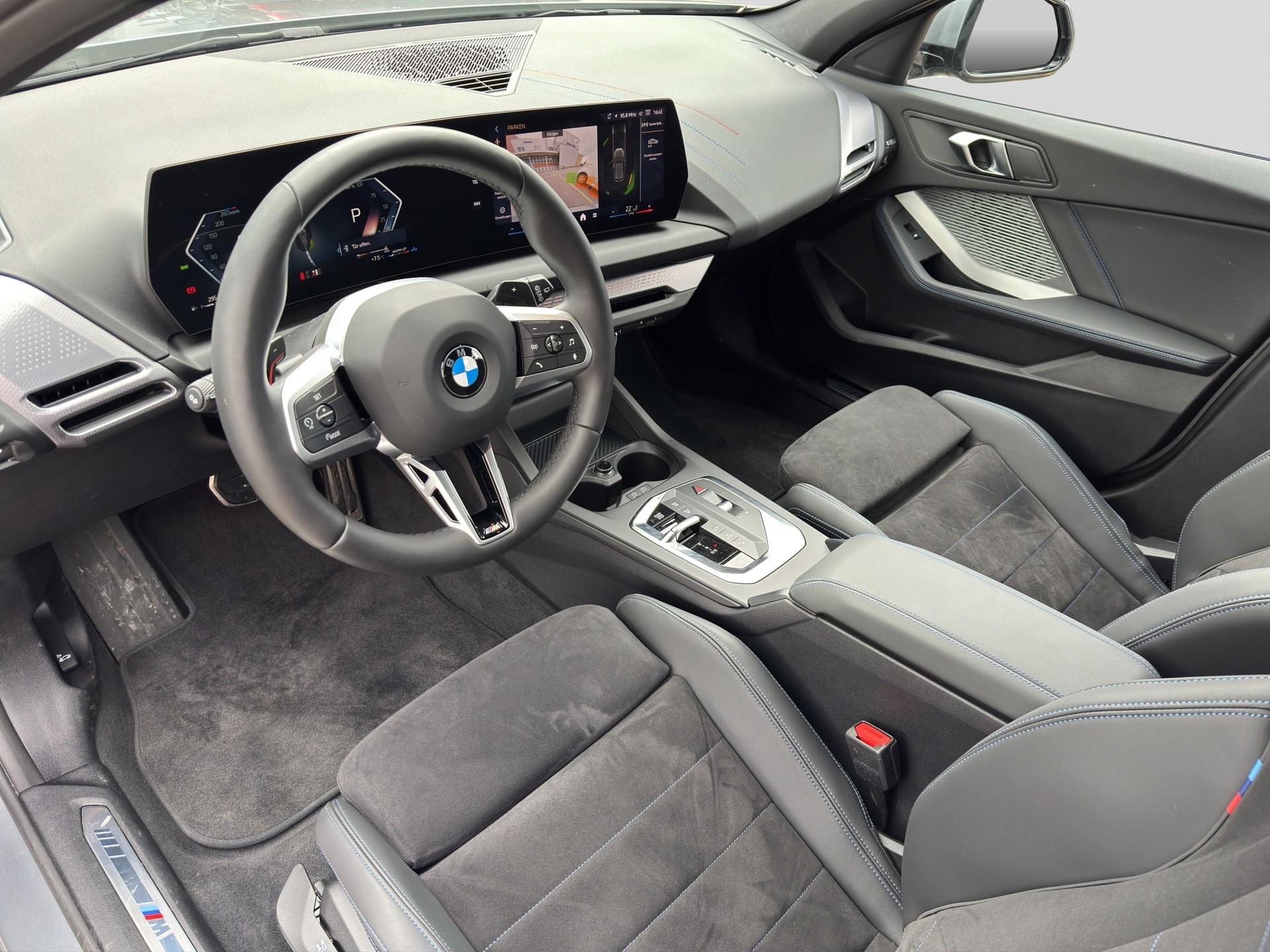 BMW 120 M Sport Steptronic-image-6