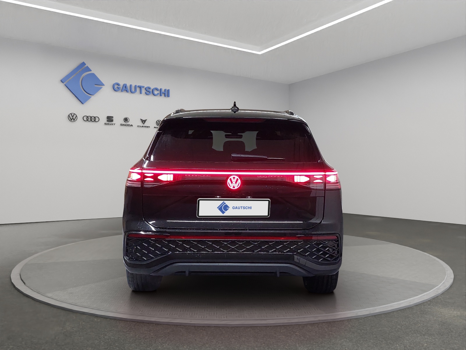 VW Tayron 2.0 TSI R-Line DSG 4Motion-image-3