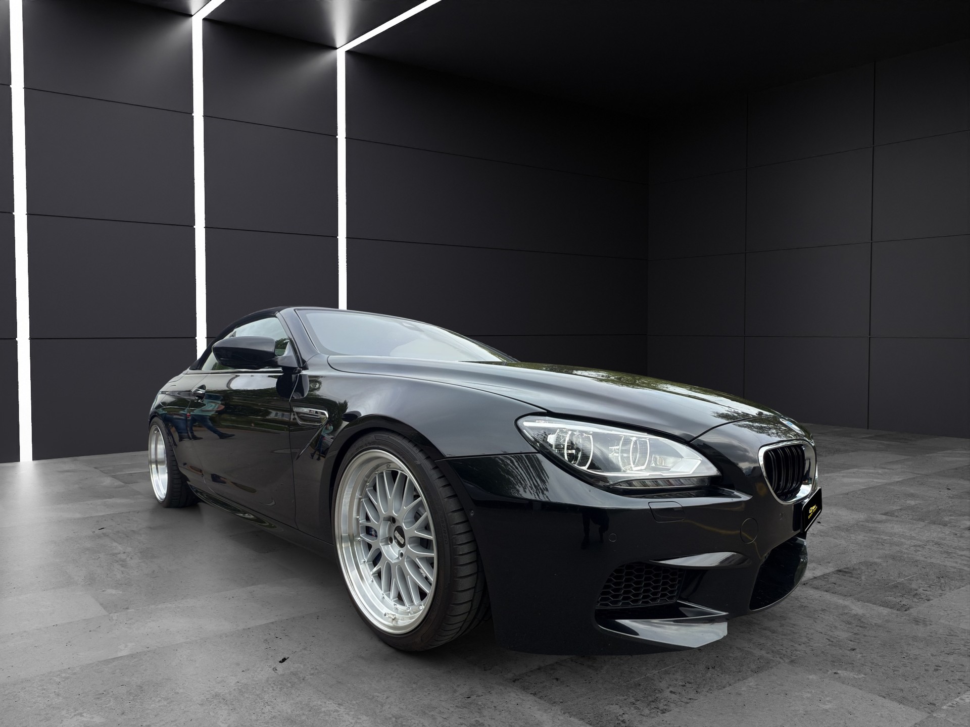 BMW M6 Cabrio Drivelogic *AKTION JUNI*-showroom-element-2