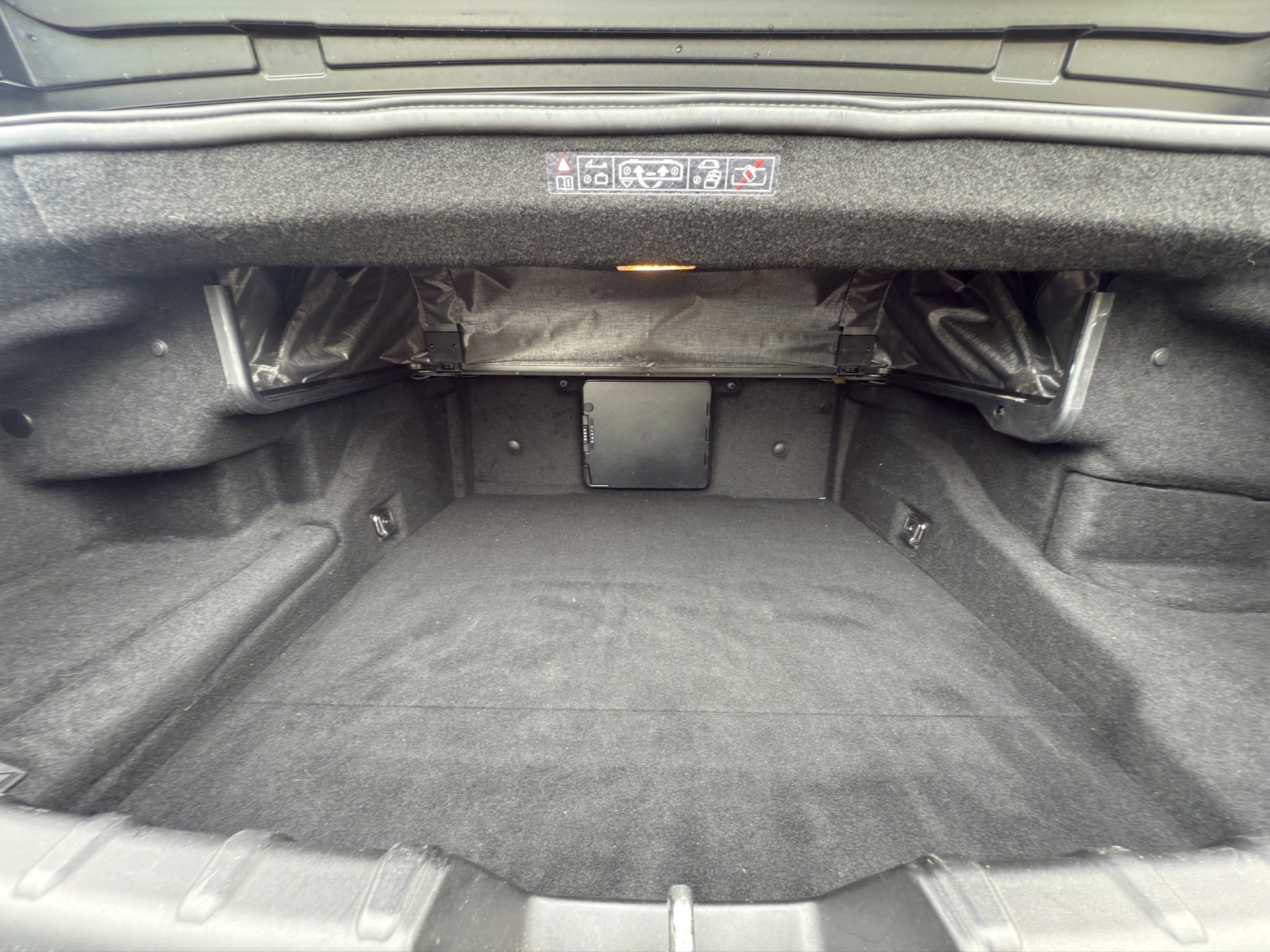 BMW M6 Cabrio Drivelogic *AKTION JUNI*-image-9