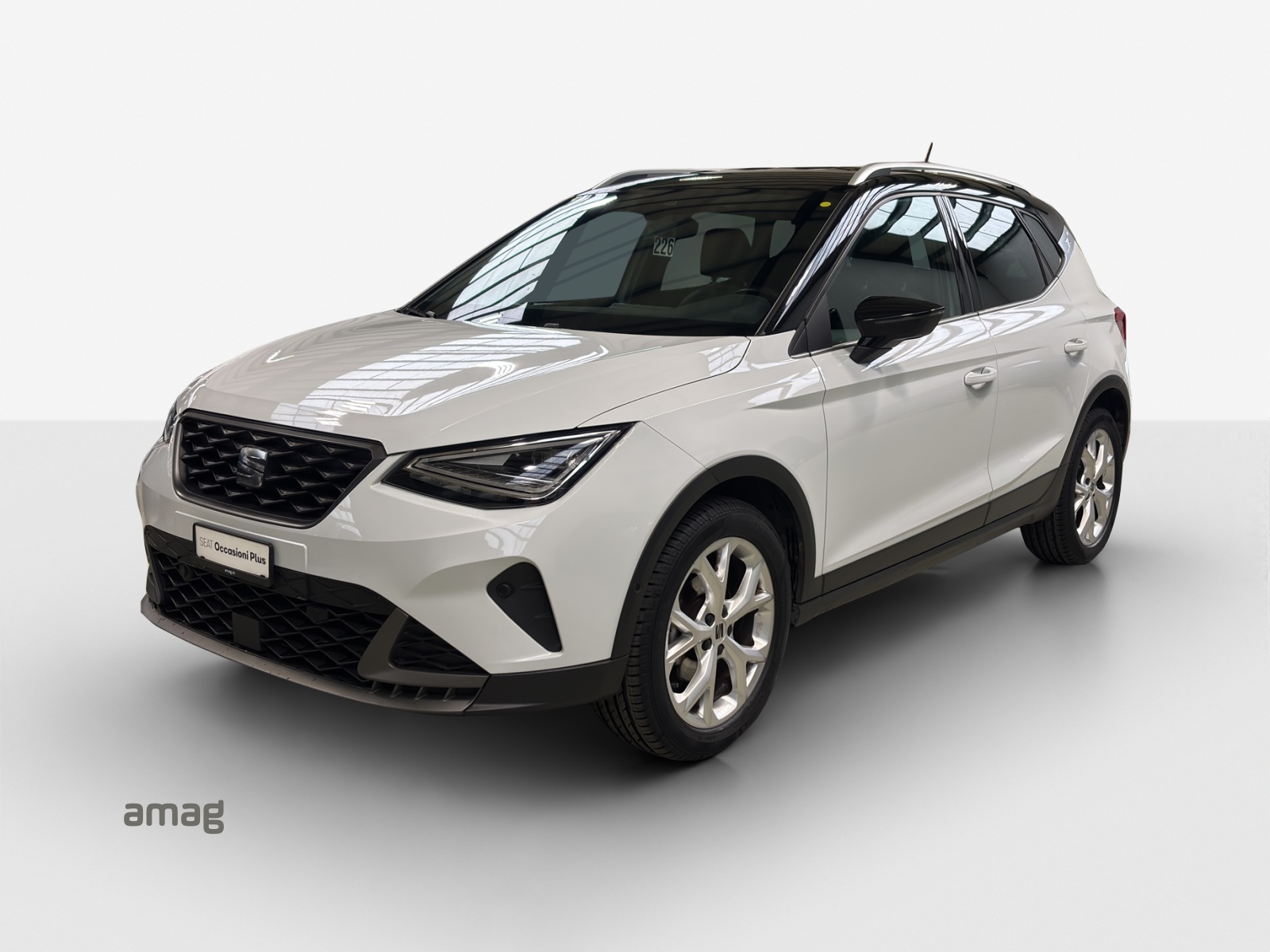 SEAT Arona 1.0 TSI Eco Hola FR DSG-image-0