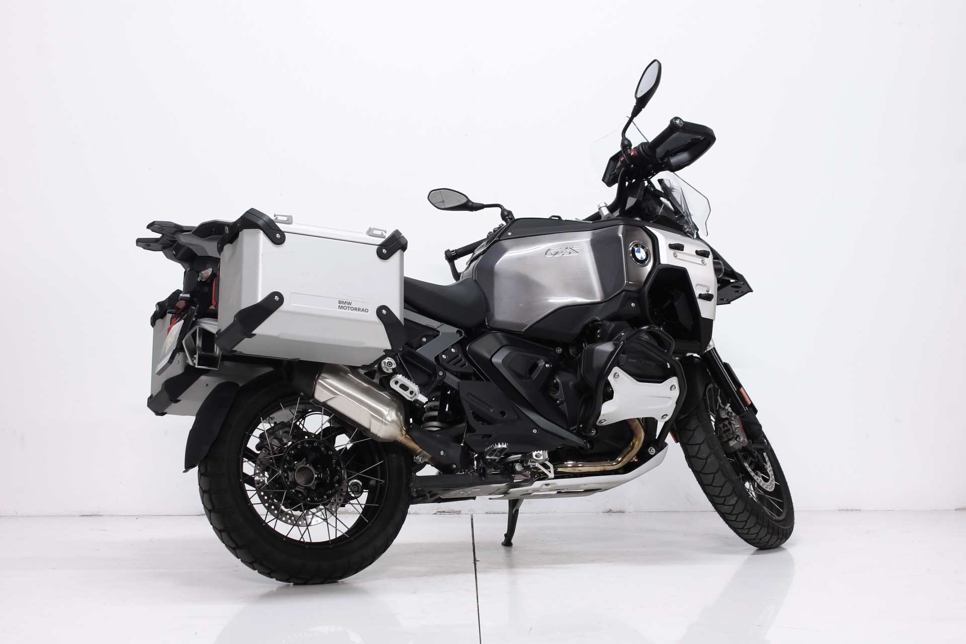 BMW R 1300 GS Adventure-showroom-element-2